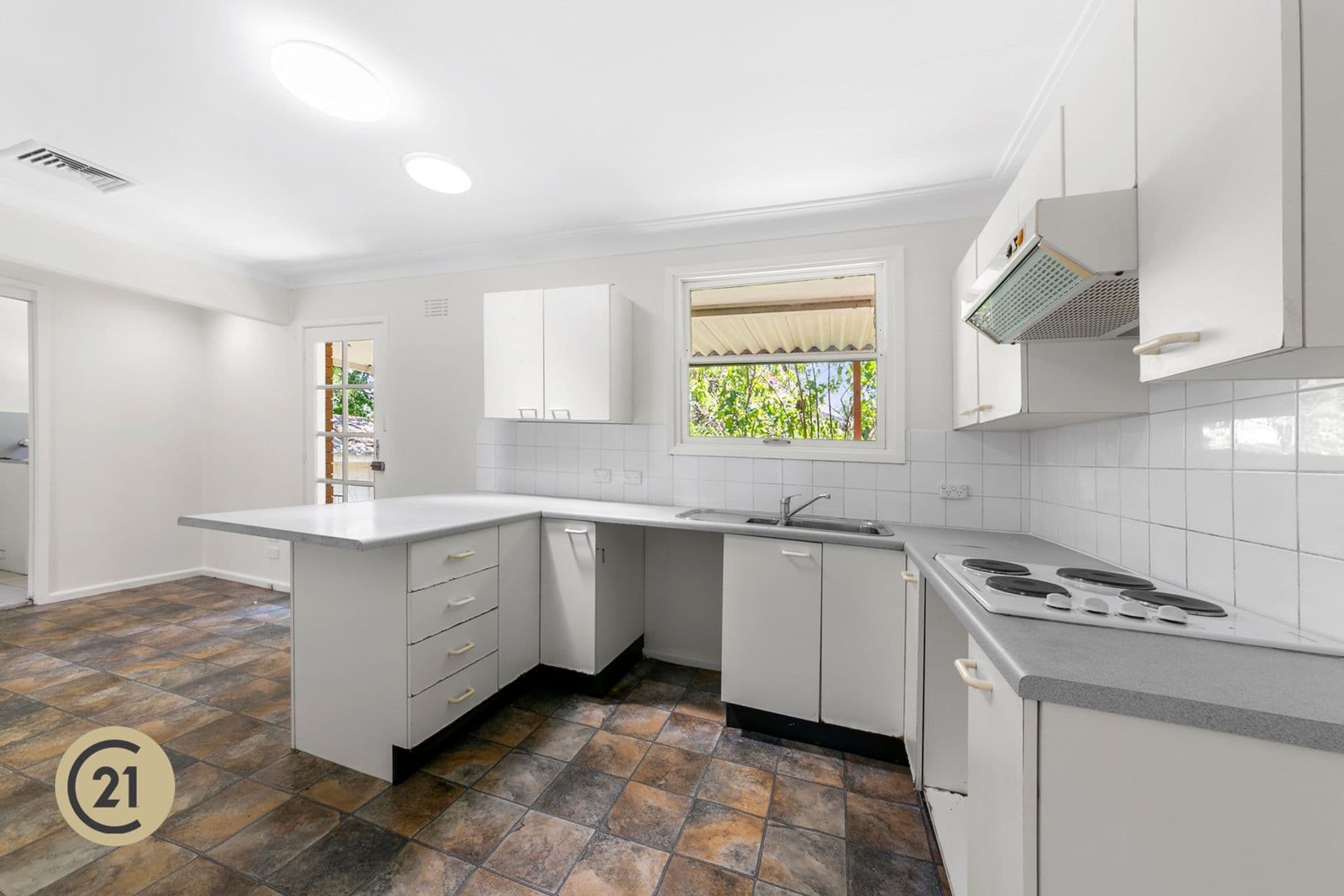 2/114 Castle Hill Road, West Pennant Hills, NSW, 2125, West Pennant Hills - Thumbnail 4