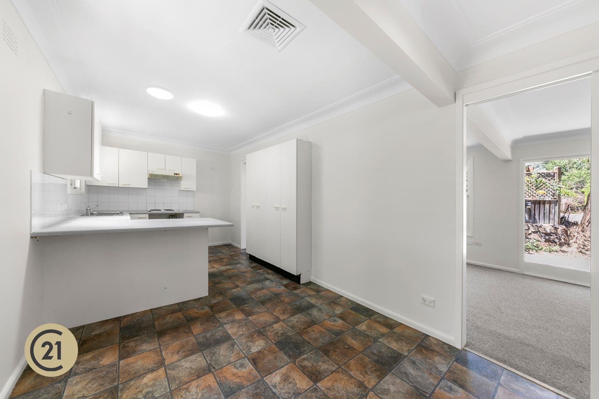 2/114 Castle Hill Road, West Pennant Hills, NSW, 2125, West Pennant Hills - Thumbnail 5