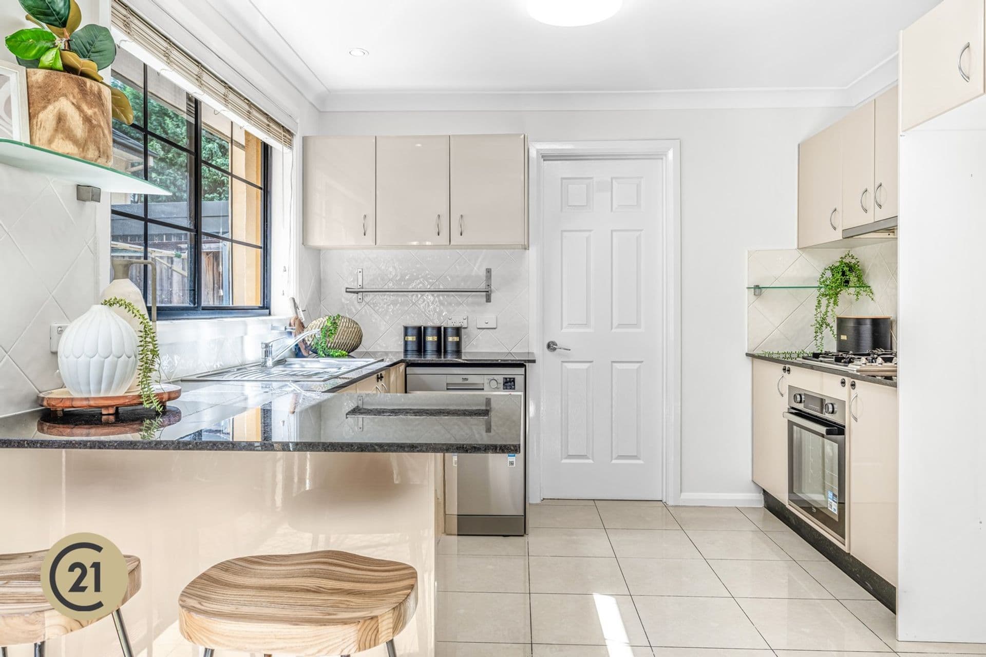 11 Peartree Circuit, West Pennant Hills, NSW, 2125, West Pennant Hills - Thumbnail 4