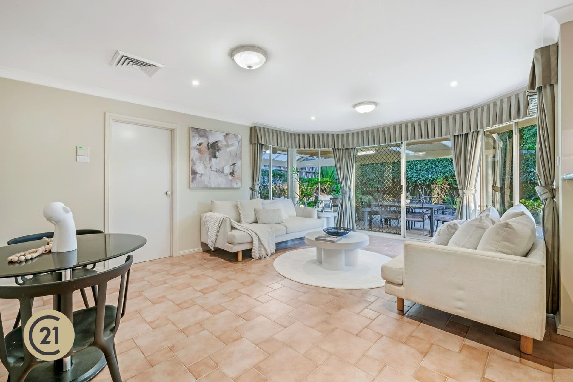10 Arundel Way, Cherrybrook, NSW, 2126, Cherrybrook - Thumbnail 4