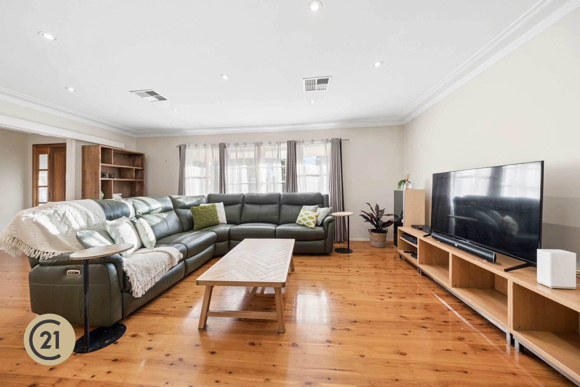 12 New Farm Road, West Pennant Hills, NSW, 2125, West Pennant Hills - Thumbnail 2