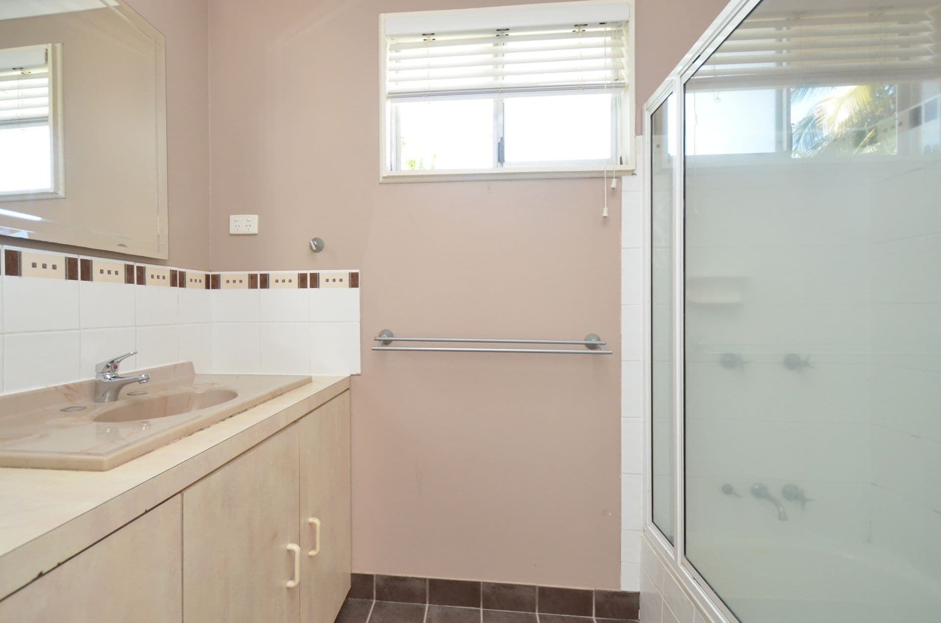 4 Catalonia Street, Kirwan, QLD, 4817, Kirwan - Thumbnail 7
