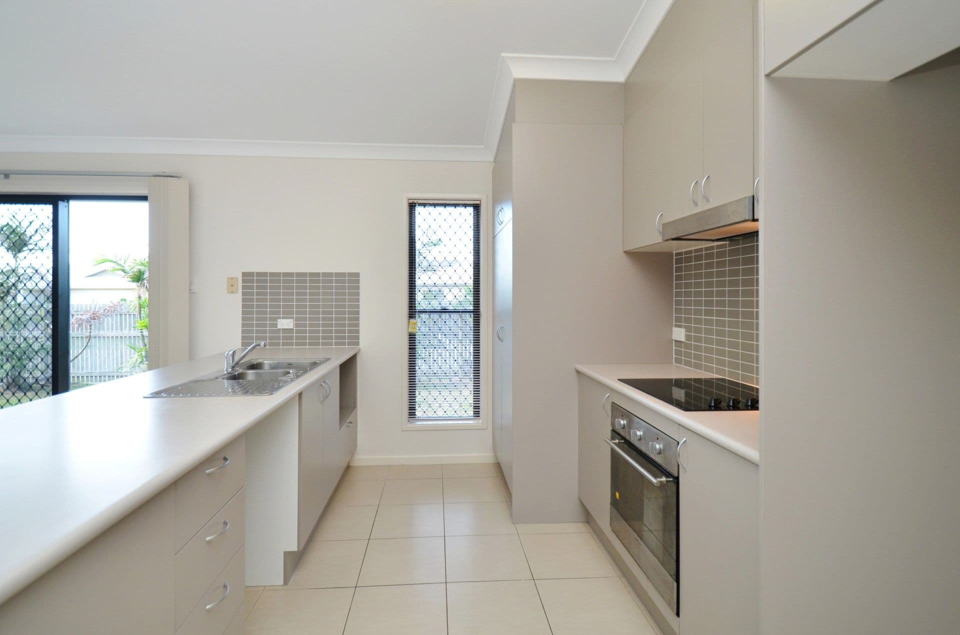 15 Sanctum Boulevard, Mount Low, QLD, 4818, Mount Low - Thumbnail 3