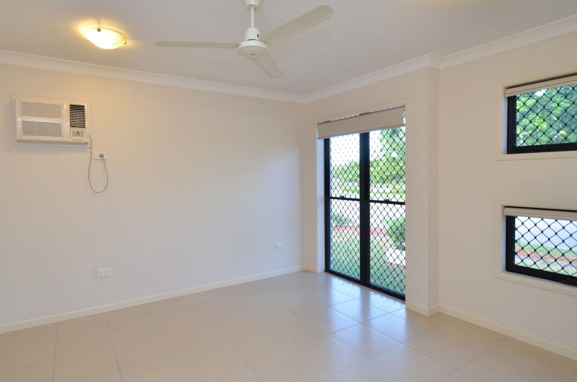 15 Sanctum Boulevard, Mount Low, QLD, 4818, Mount Low - Thumbnail 4