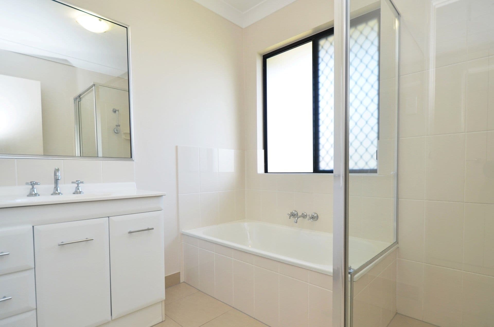 15 Sanctum Boulevard, Mount Low, QLD, 4818, Mount Low - Thumbnail 6