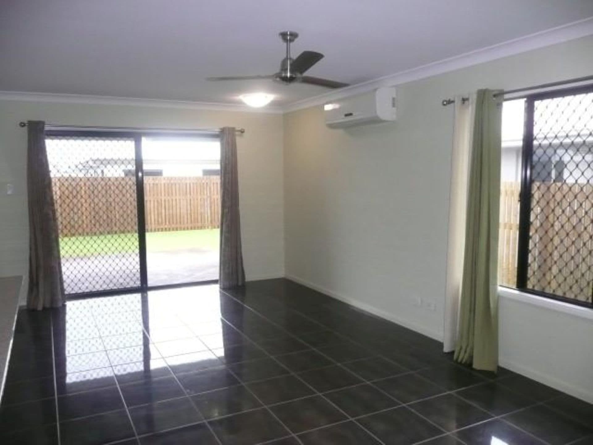 26 Kahana Avenue, Burdell, QLD, 4818, Burdell - Thumbnail 2