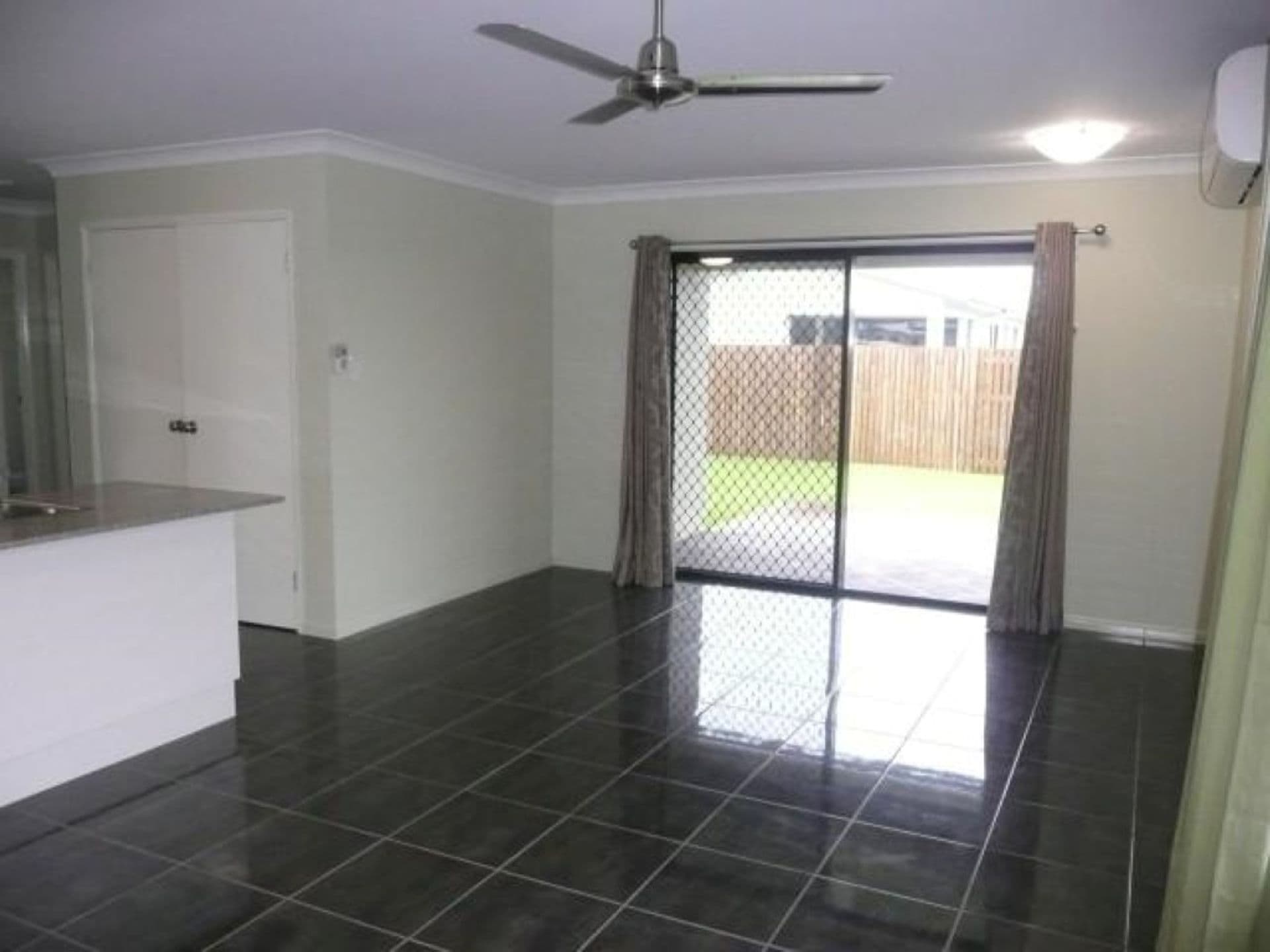 26 Kahana Avenue, Burdell, QLD, 4818, Burdell - Thumbnail 3
