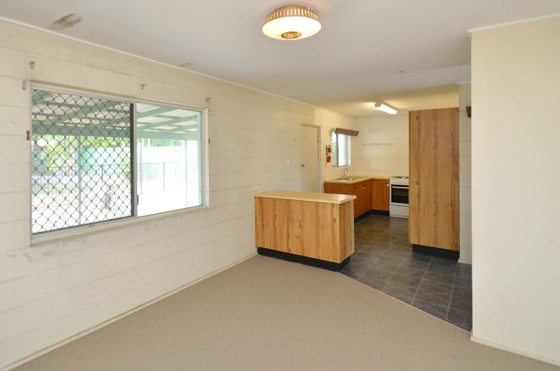 7 Banksia Street, Kirwan, QLD, 4817, Kirwan - Thumbnail 2