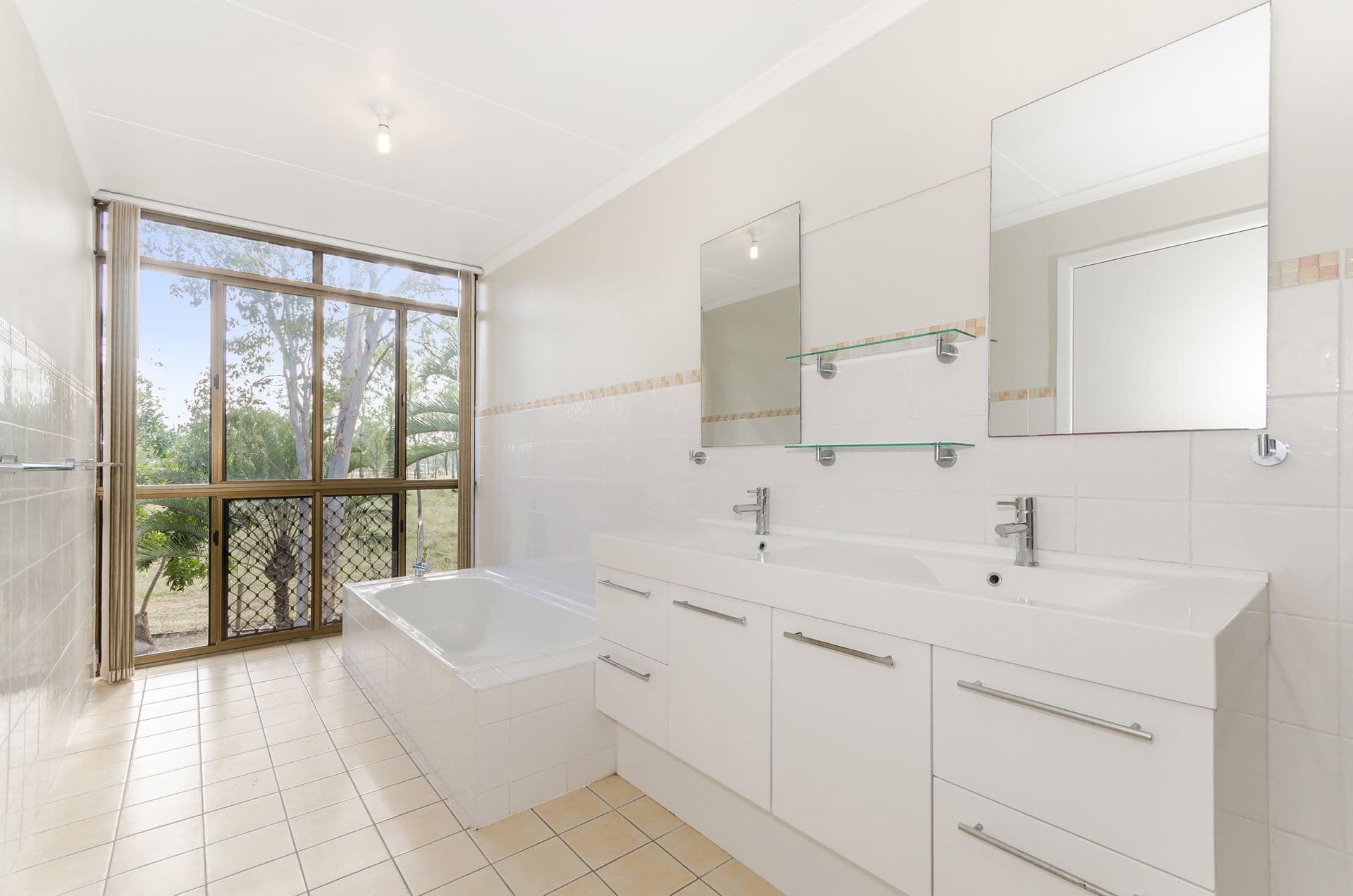 77 Texas Road, Jensen, QLD, 4818, Jensen - Thumbnail 6
