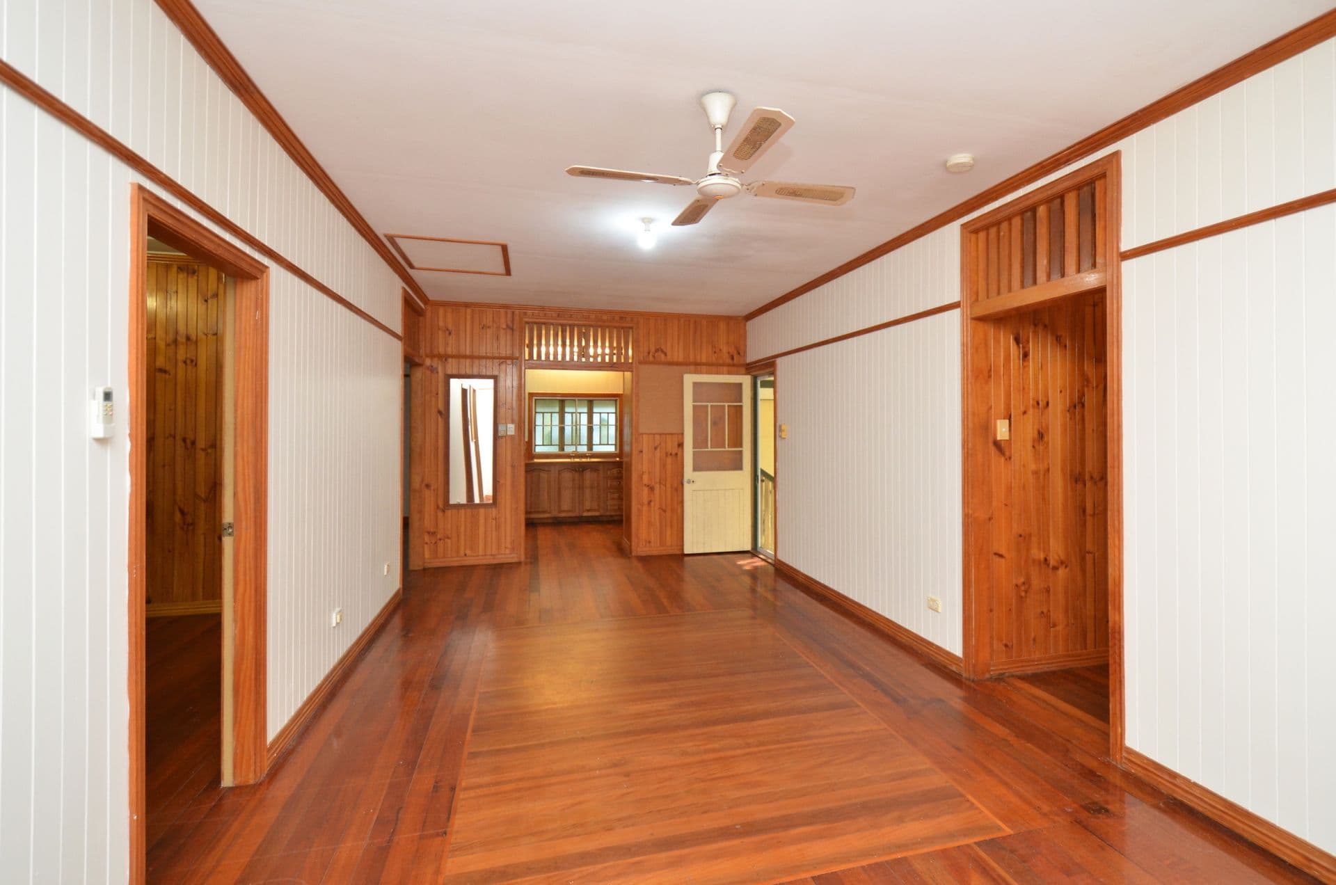 114 Coutts Drive, Bushland Beach, QLD, 4818, Bushland Beach - Thumbnail 2