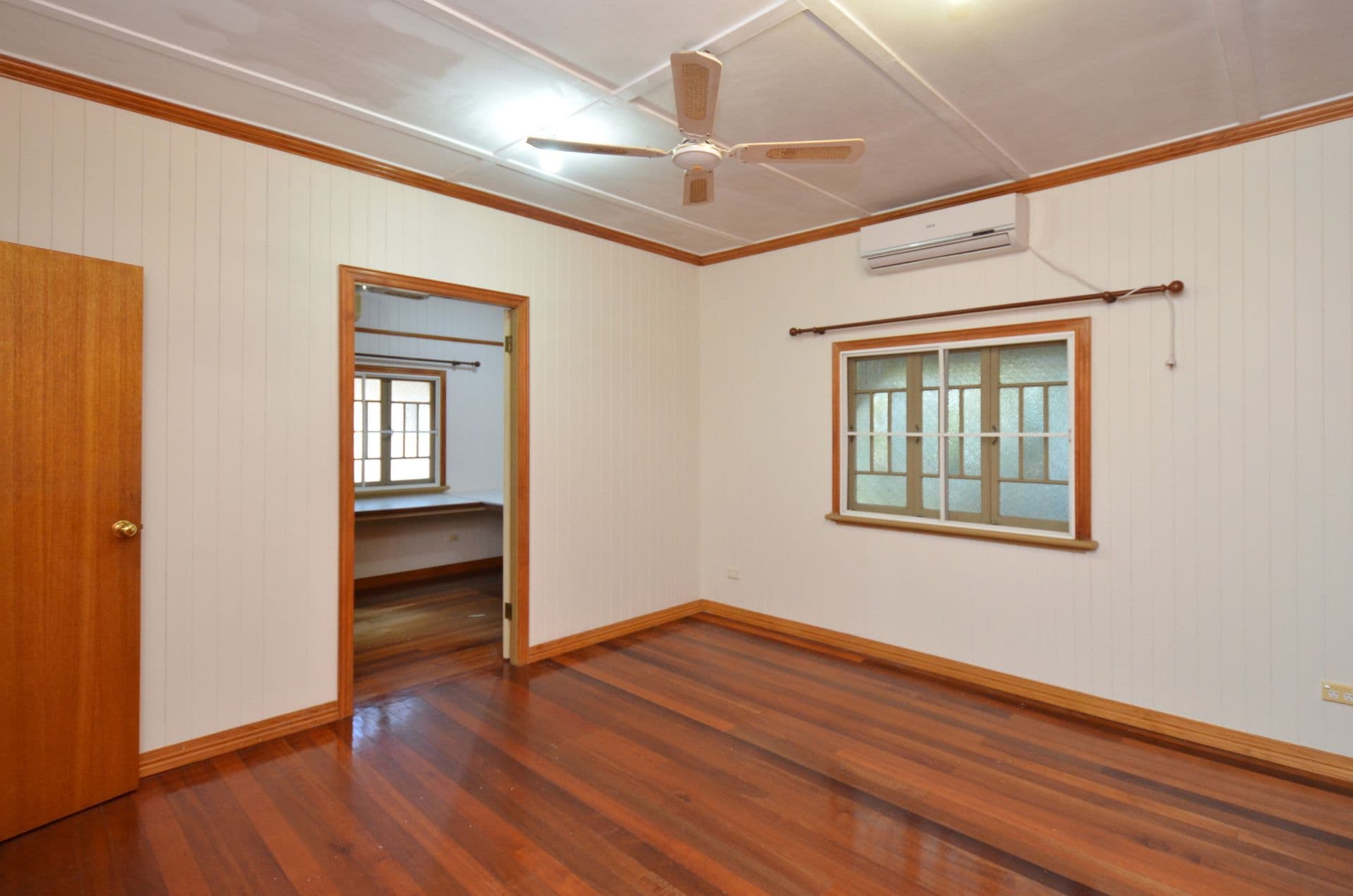 114 Coutts Drive, Bushland Beach, QLD, 4818, Bushland Beach - Thumbnail 4