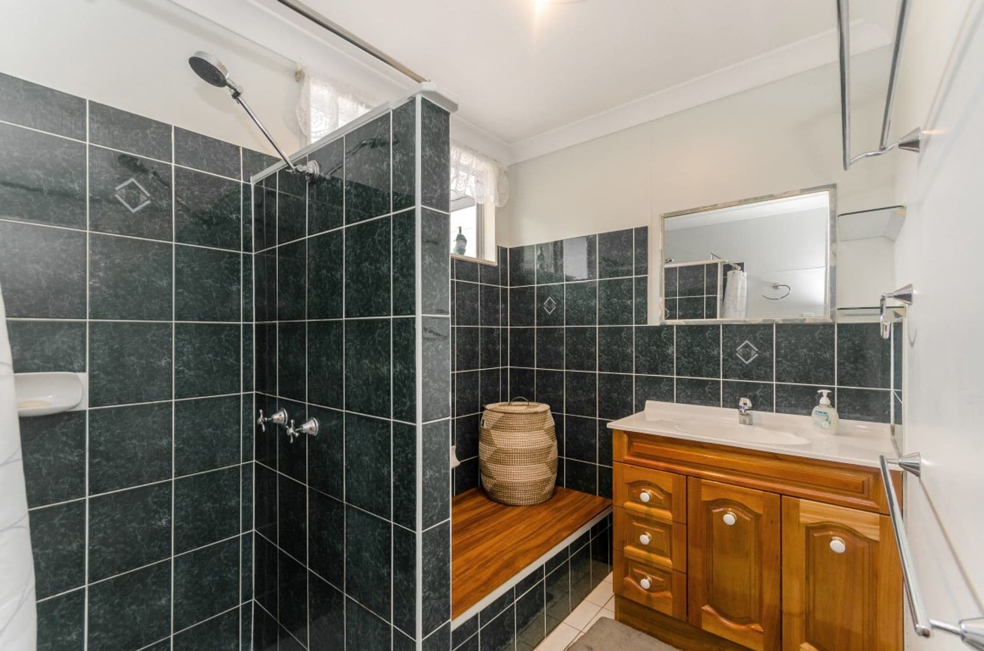42 Burnett Crescent, Wulguru, QLD, 4811, Wulguru - Thumbnail 6