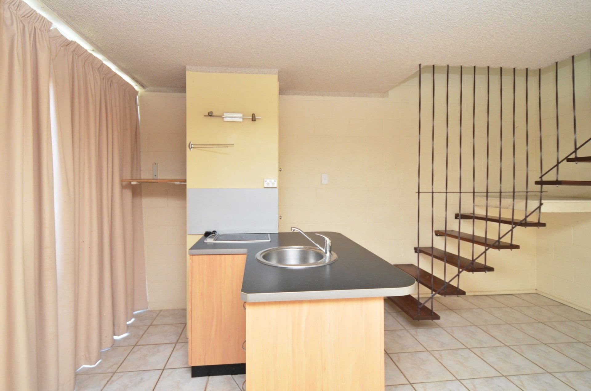 5/39 Cook Street, North Ward, QLD, 4810, North Ward - Thumbnail 3