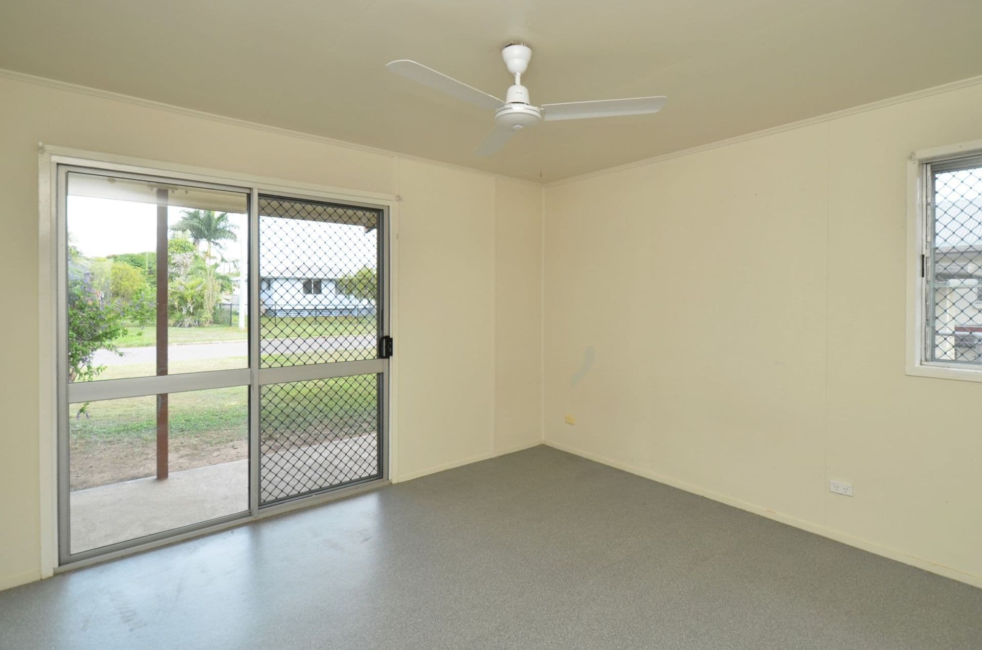 42 Kittyhawk Crescent, Kirwan, QLD, 4817, Kirwan - Thumbnail 4