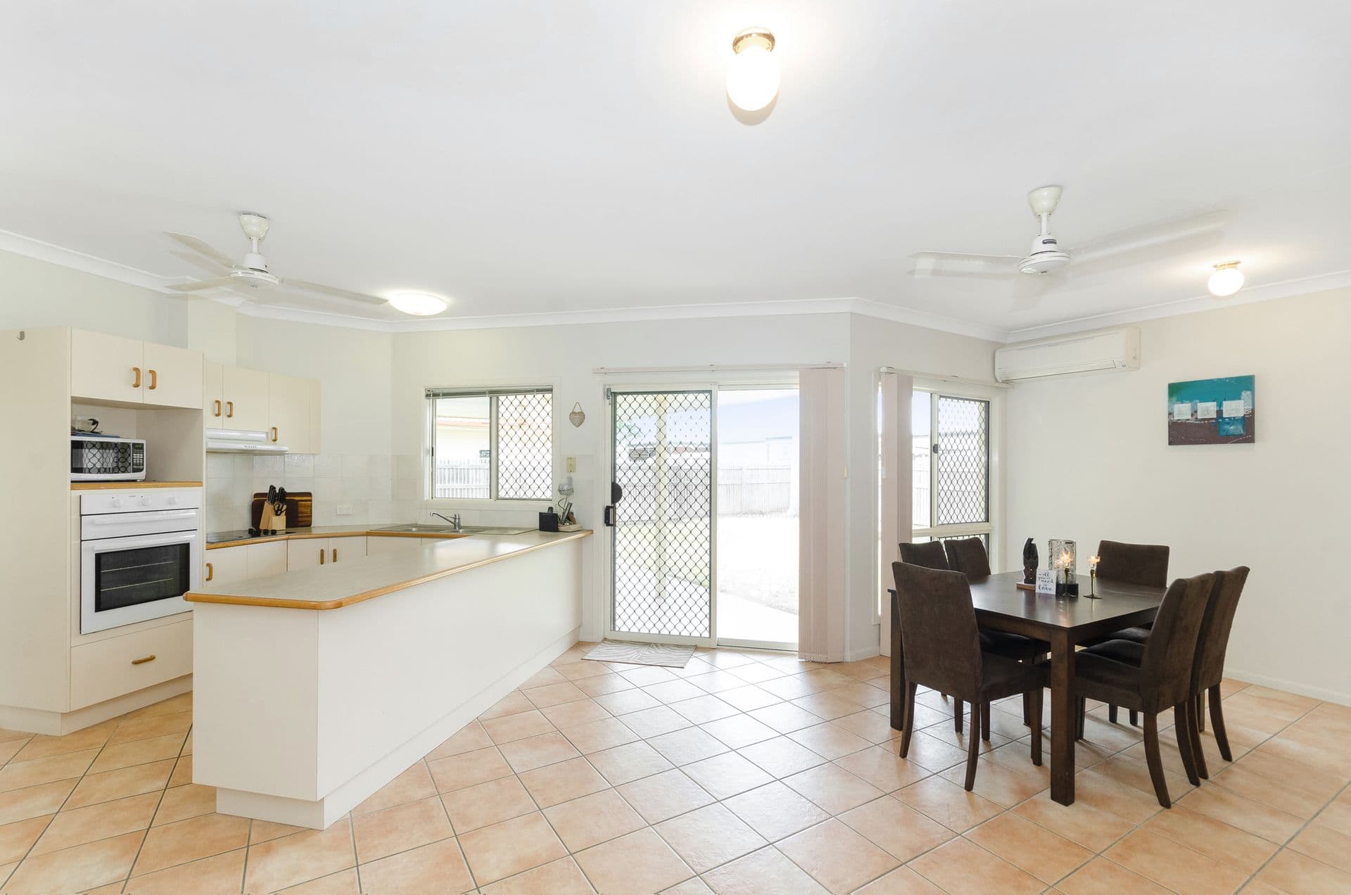 9  Tango Court, Kirwan, QLD, 4817, Kirwan - Thumbnail 2