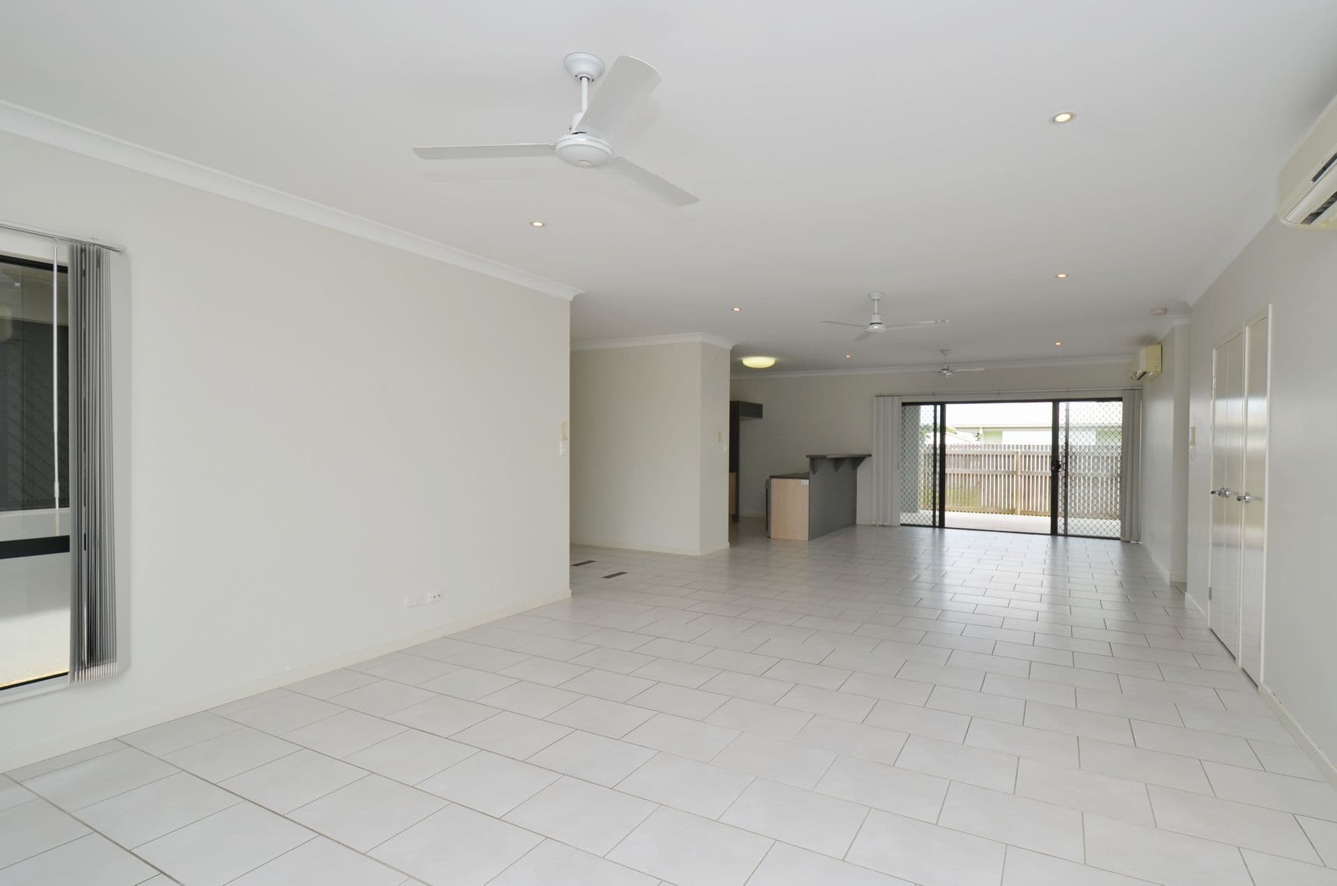 10 Kroymans Drive, Mount Louisa, QLD, 4814, Mount Louisa - Thumbnail 3