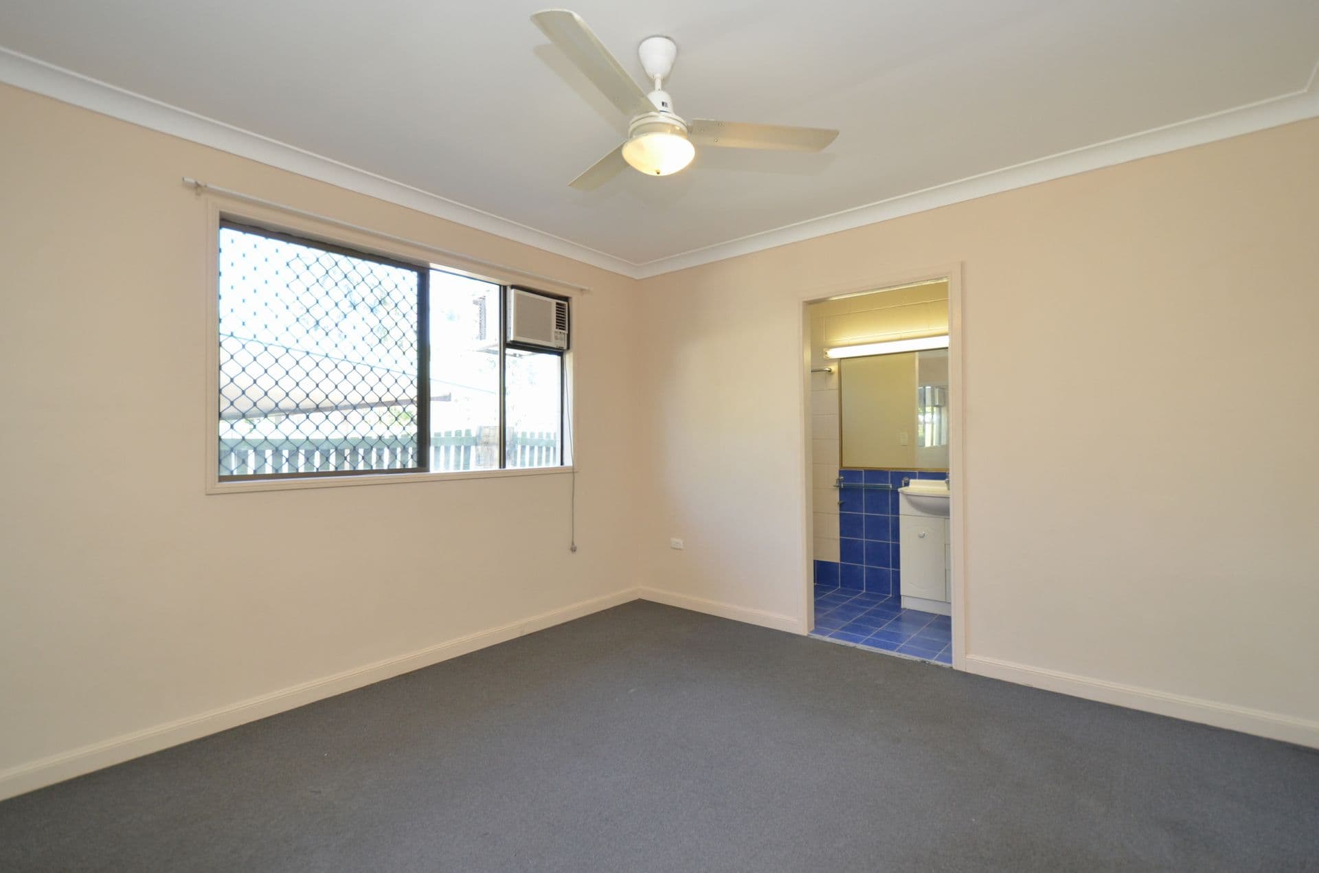 143 Miles Avenue, Kelso, QLD, 4815, Kelso - Thumbnail 6