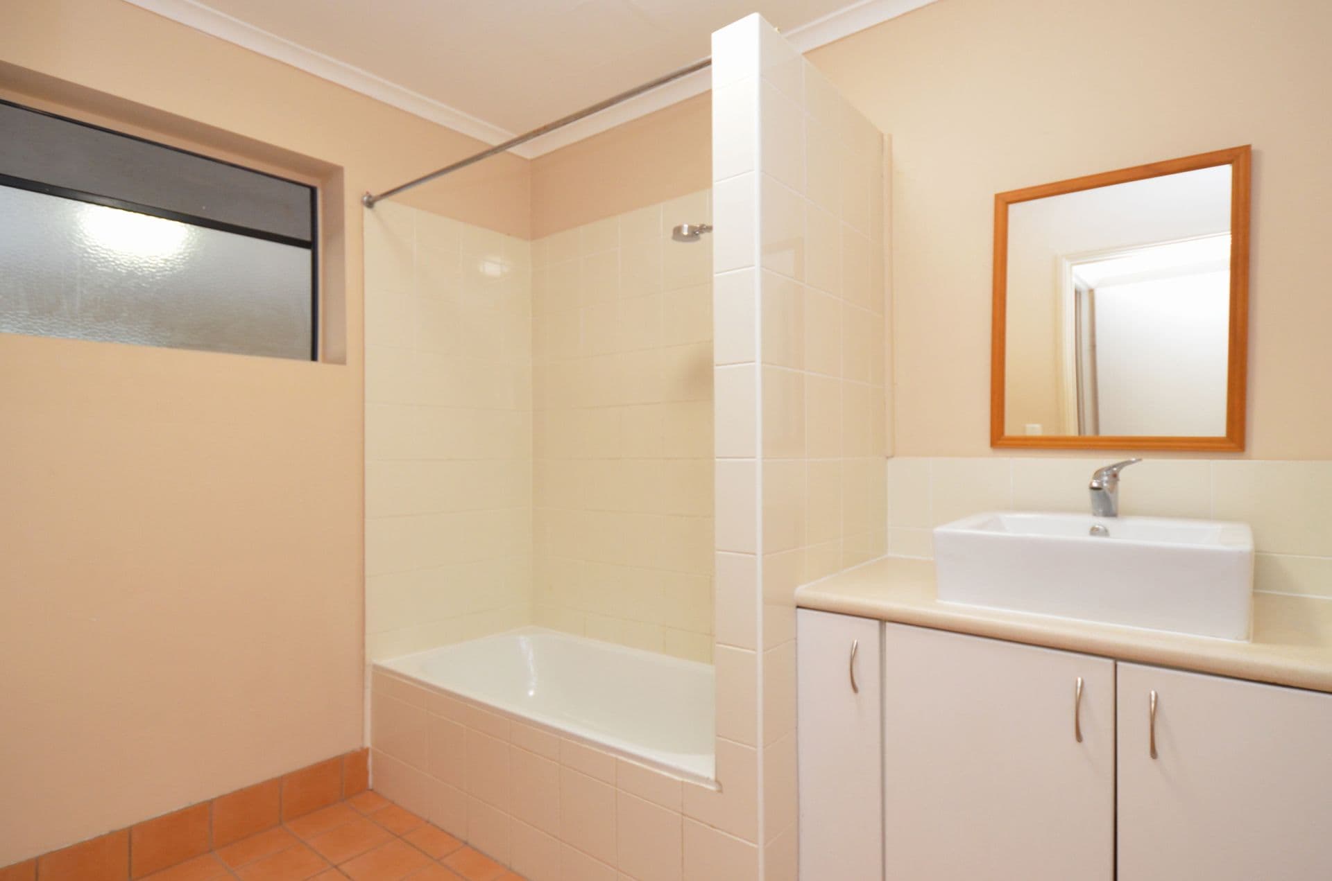 143 Miles Avenue, Kelso, QLD, 4815, Kelso - Thumbnail 4