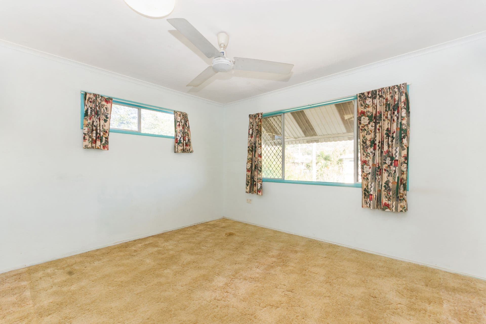 28 Davies Street, Mount Louisa, QLD, 4814, Mount Louisa - Thumbnail 4