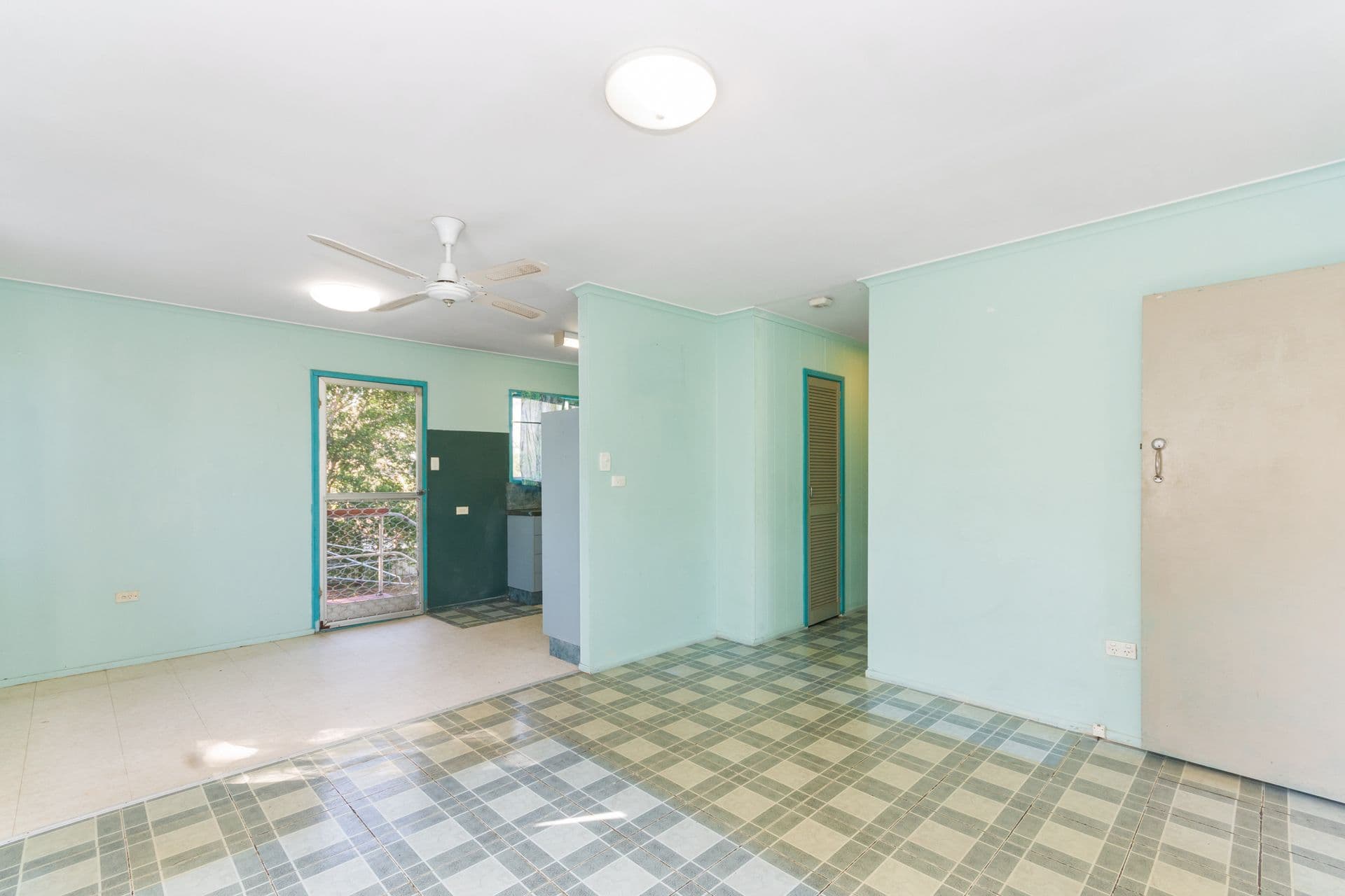 28 Davies Street, Mount Louisa, QLD, 4814, Mount Louisa - Thumbnail 5