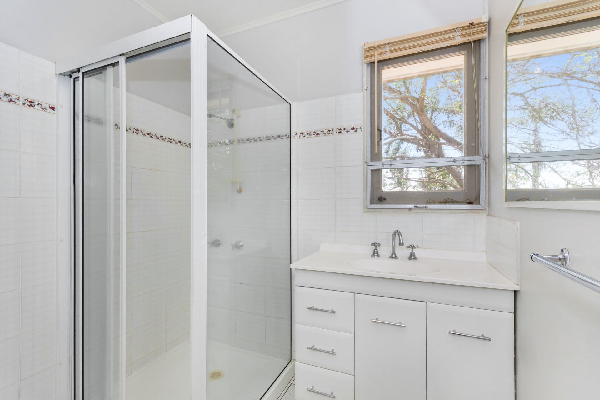 85 Albany Road, Pimlico, QLD, 4812, Pimlico - Thumbnail 3