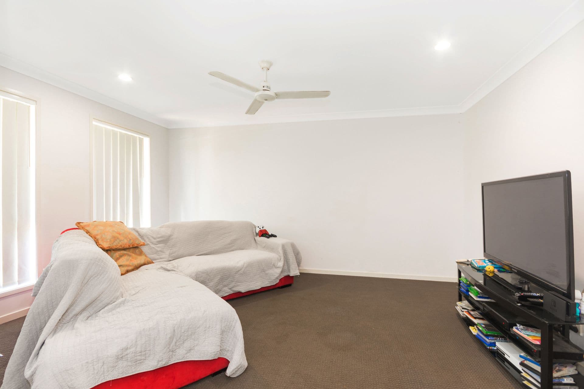 61 Sanctum Boulevard, Mount Low, QLD, 4818, Mount Low - Thumbnail 2
