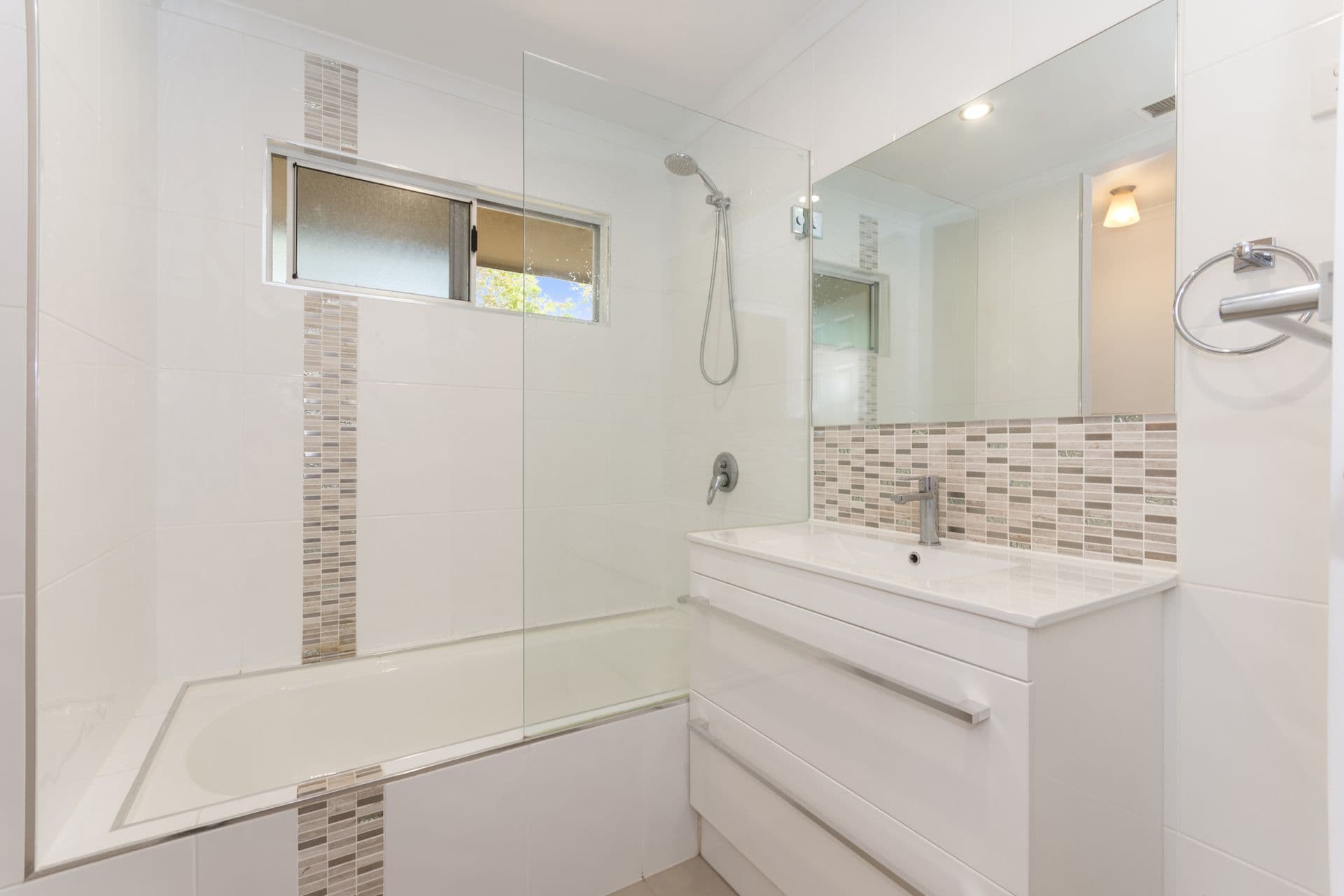 88 Veales Road, Deeragun, QLD, 4818, Deeragun - Thumbnail 5