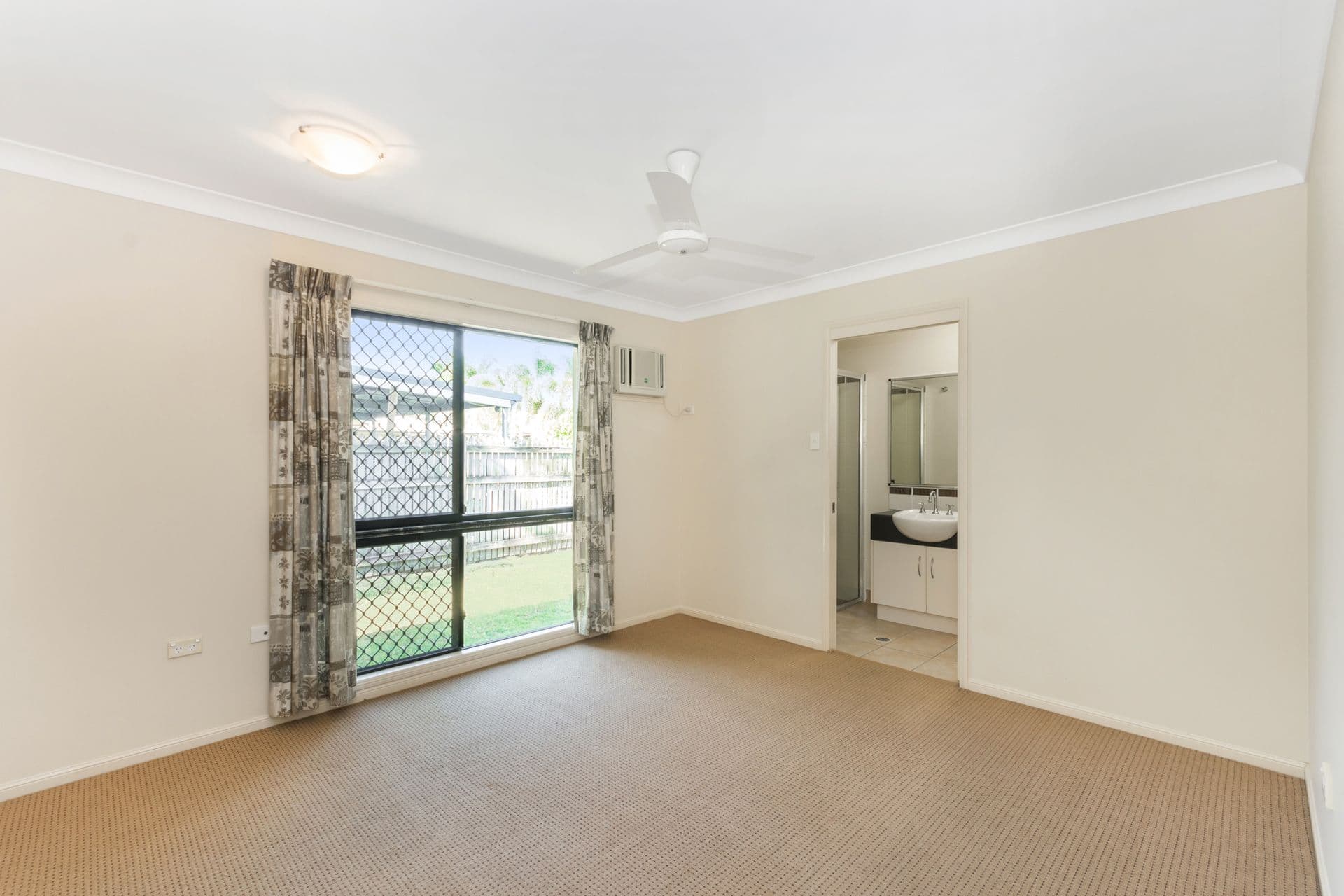 5 Gernika Court, Bushland Beach, QLD, 4818, Bushland Beach - Thumbnail 6