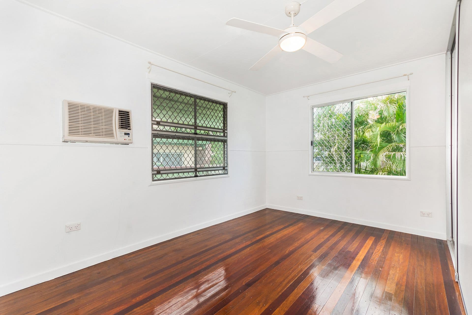 71 Dearness Street, Garbutt, QLD, 4814, Garbutt - Thumbnail 3