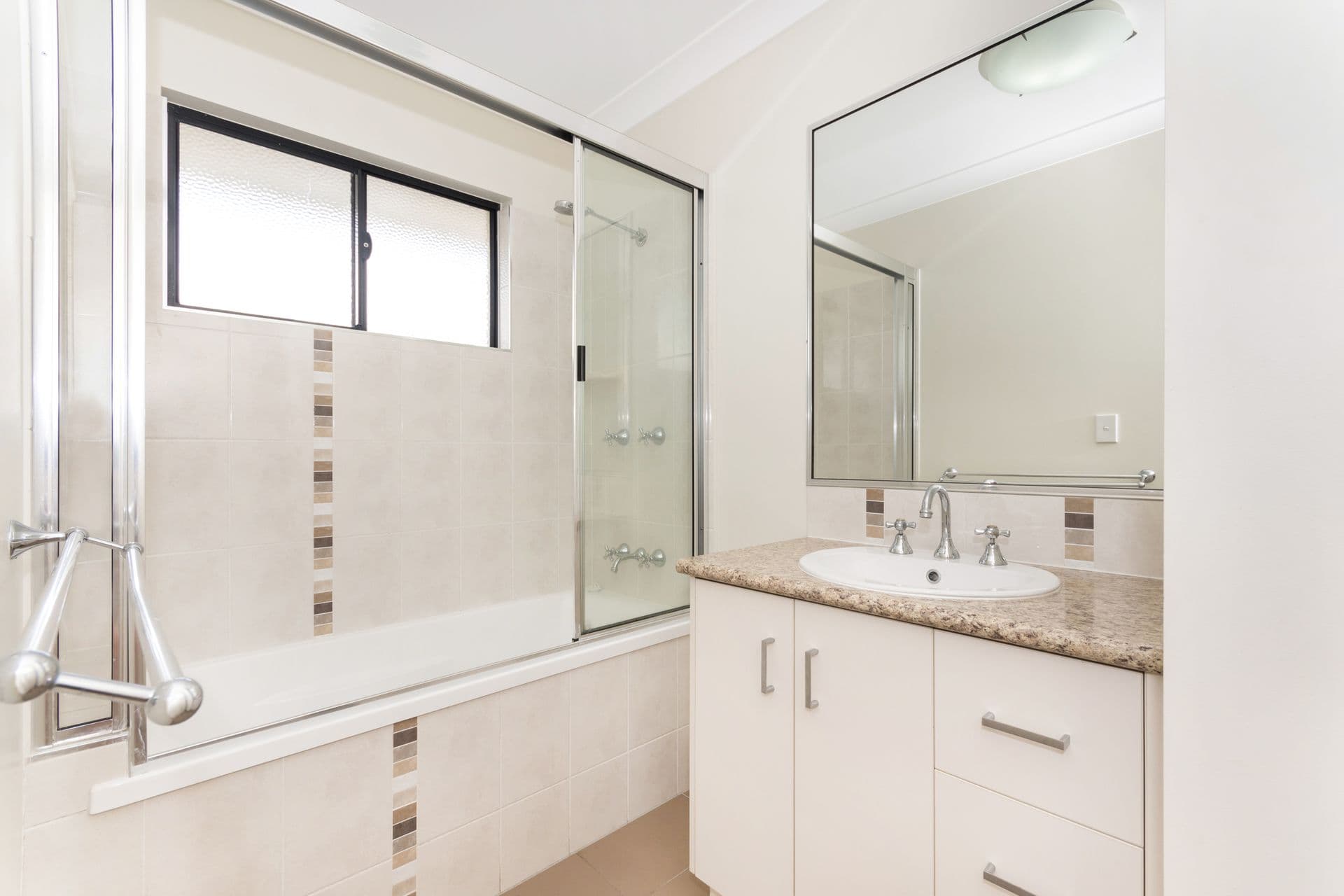20 Lochern Way, Bushland Beach, QLD, 4818, Bushland Beach - Thumbnail 5
