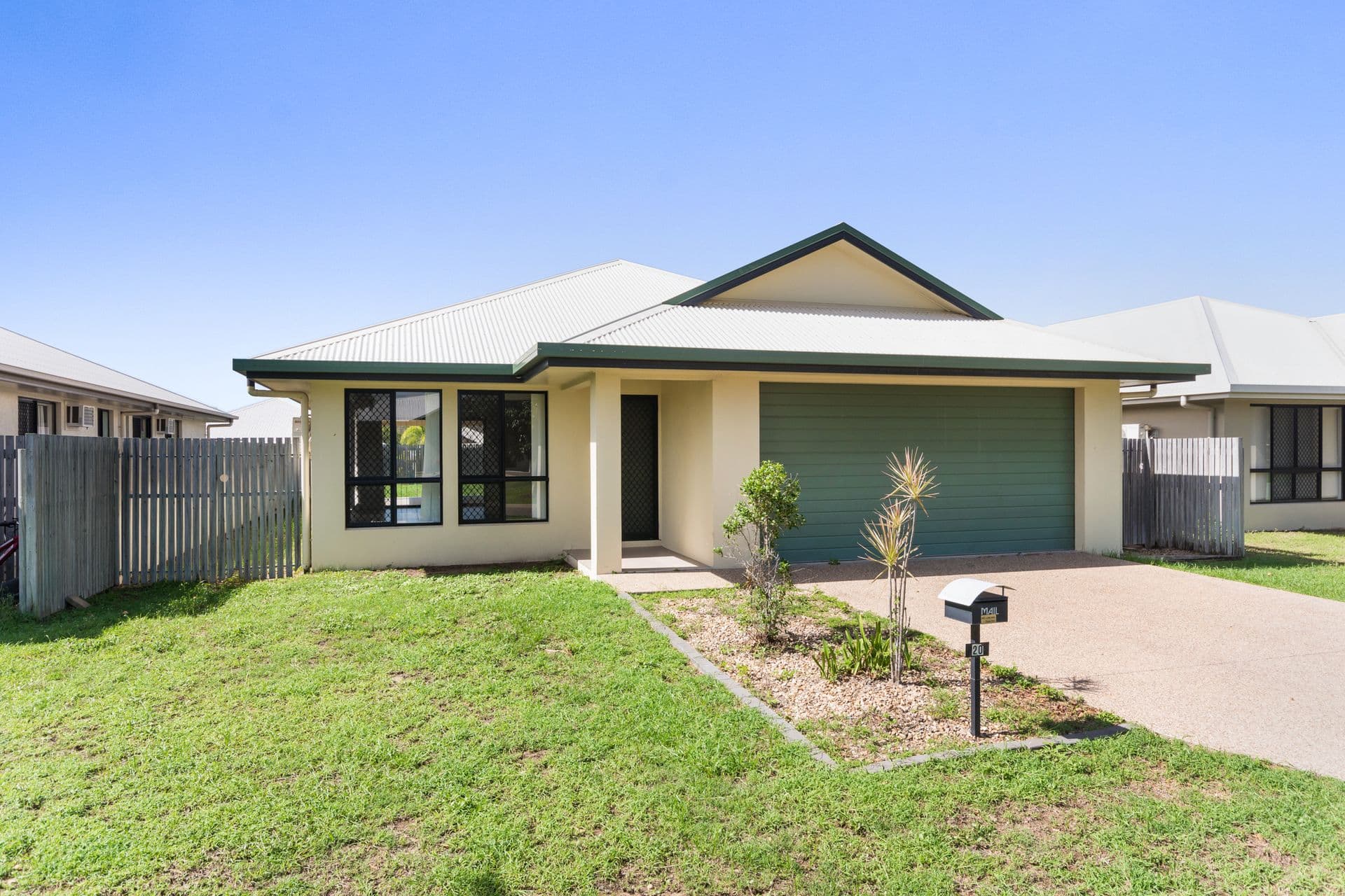 20 Lochern Way, Bushland Beach, QLD, 4818, Bushland Beach - Image 1