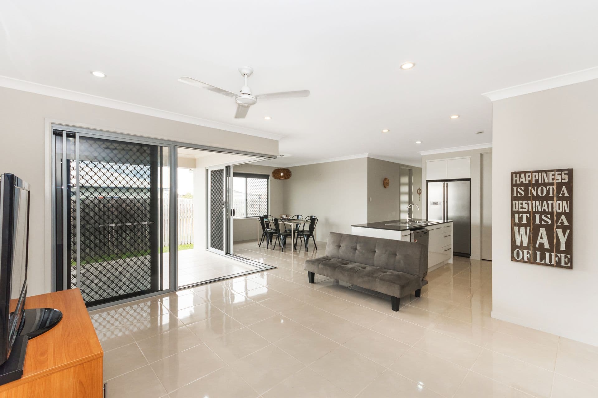 40 Tasman Circuit, Burdell, QLD, 4818, Burdell - Thumbnail 3