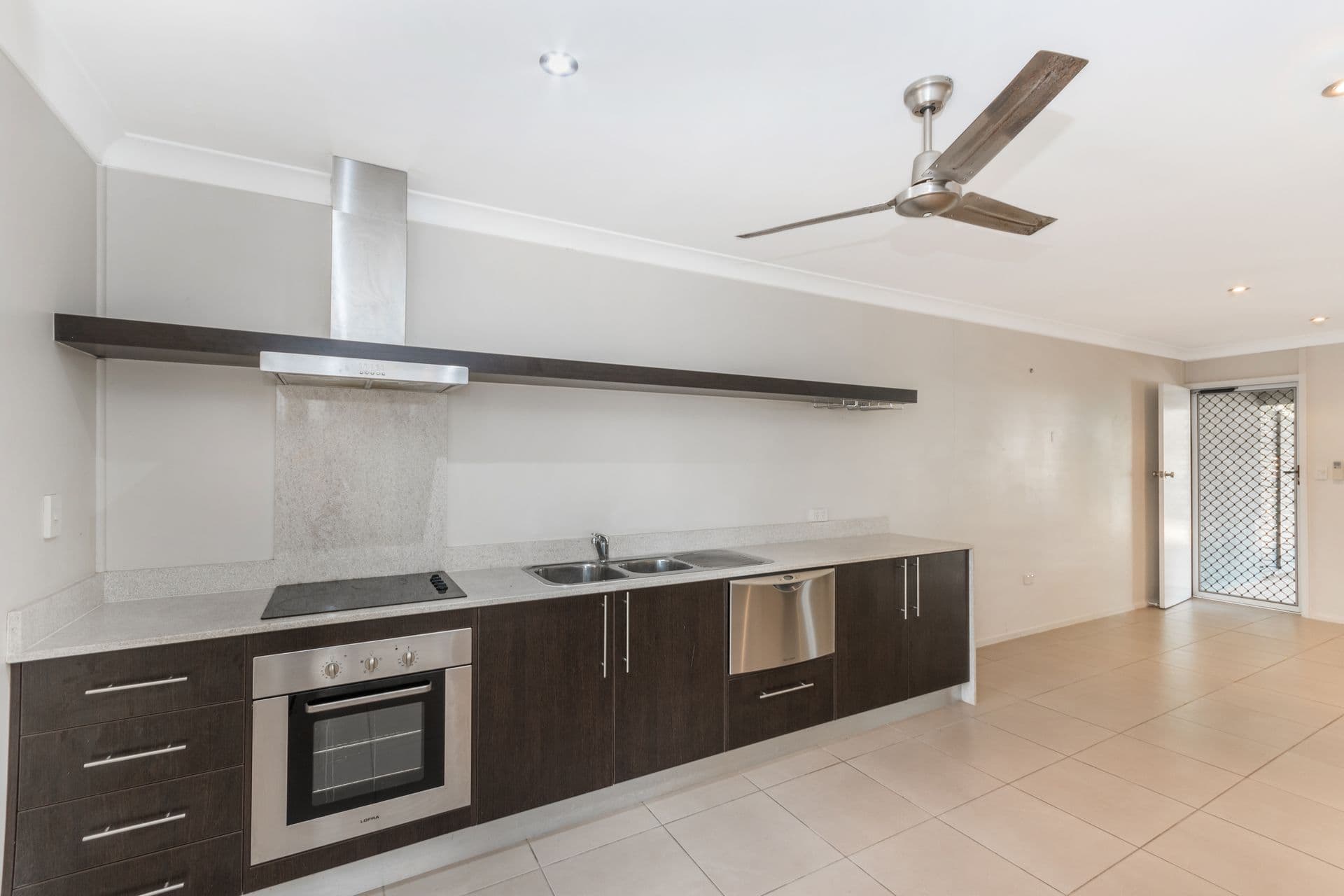 1/8 Gerard Street, Currajong, QLD, 4812, Currajong - Thumbnail 2