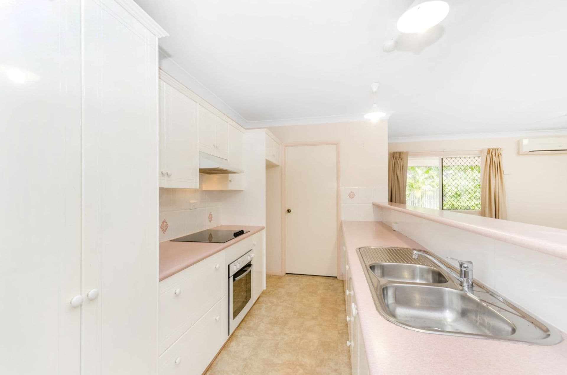 24 Martello Drive, Kirwan, QLD, 4817, Kirwan - Thumbnail 3