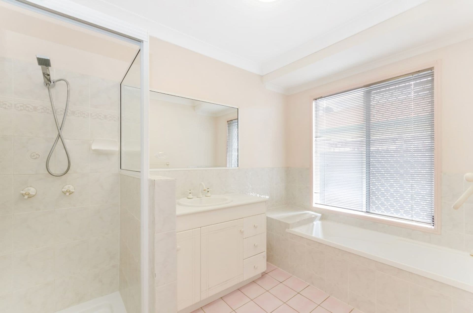 24 Martello Drive, Kirwan, QLD, 4817, Kirwan - Thumbnail 7