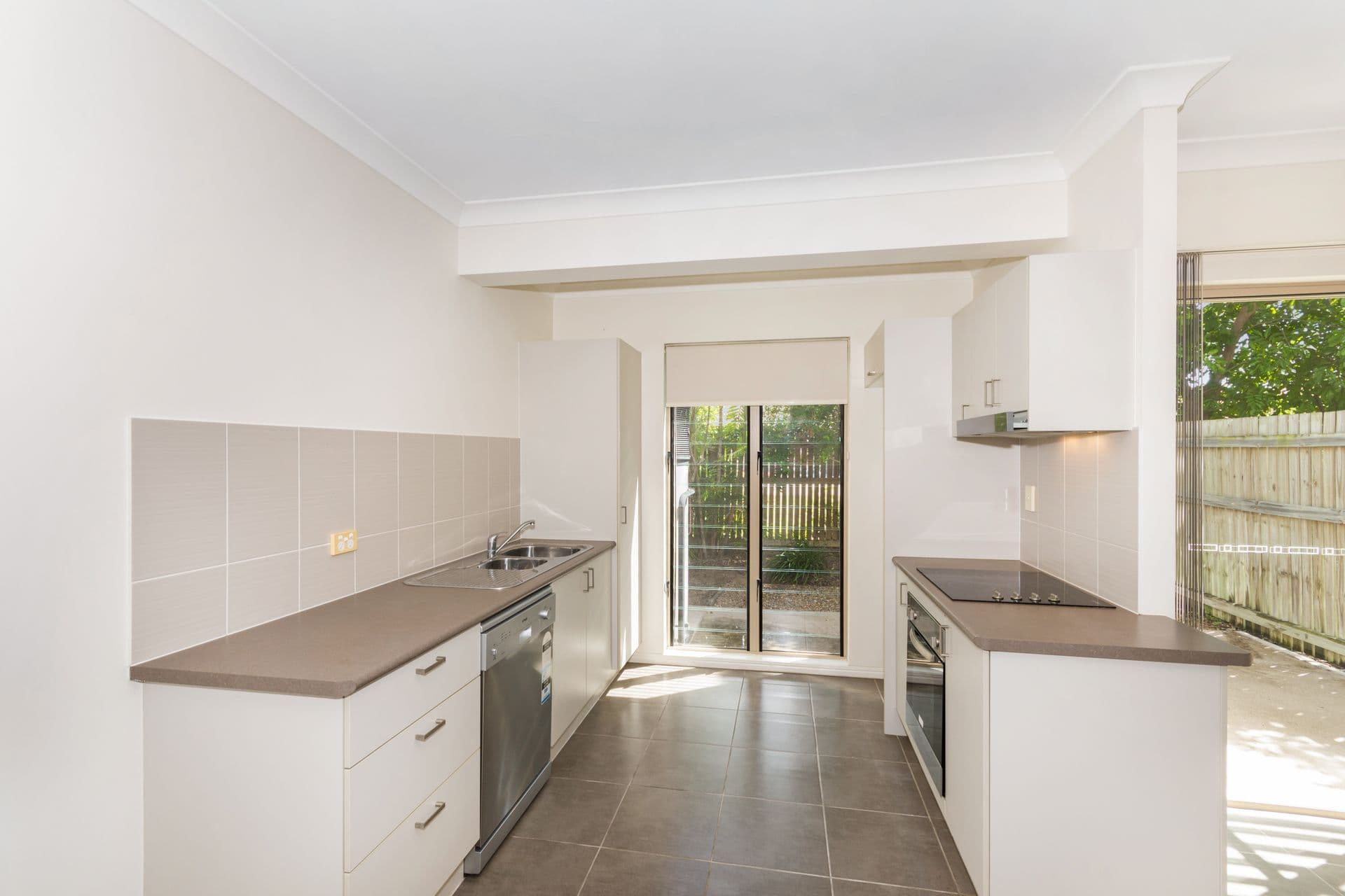4/84-86 Dearness Street, Garbutt, QLD, 4814, Garbutt - Thumbnail 2