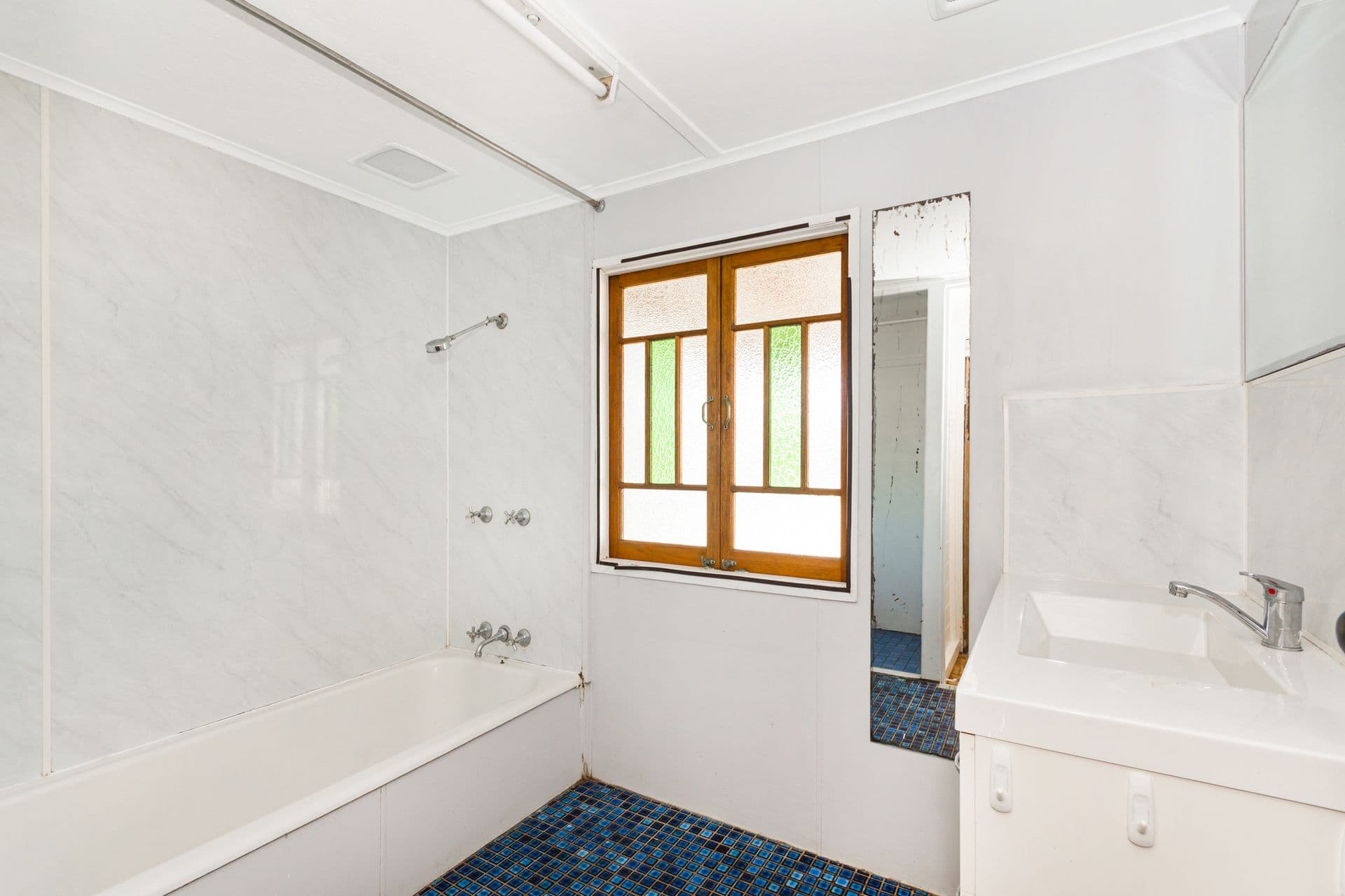 33 Seventh Street, Railway Estate, QLD, 4810, Railway Estate - Thumbnail 6