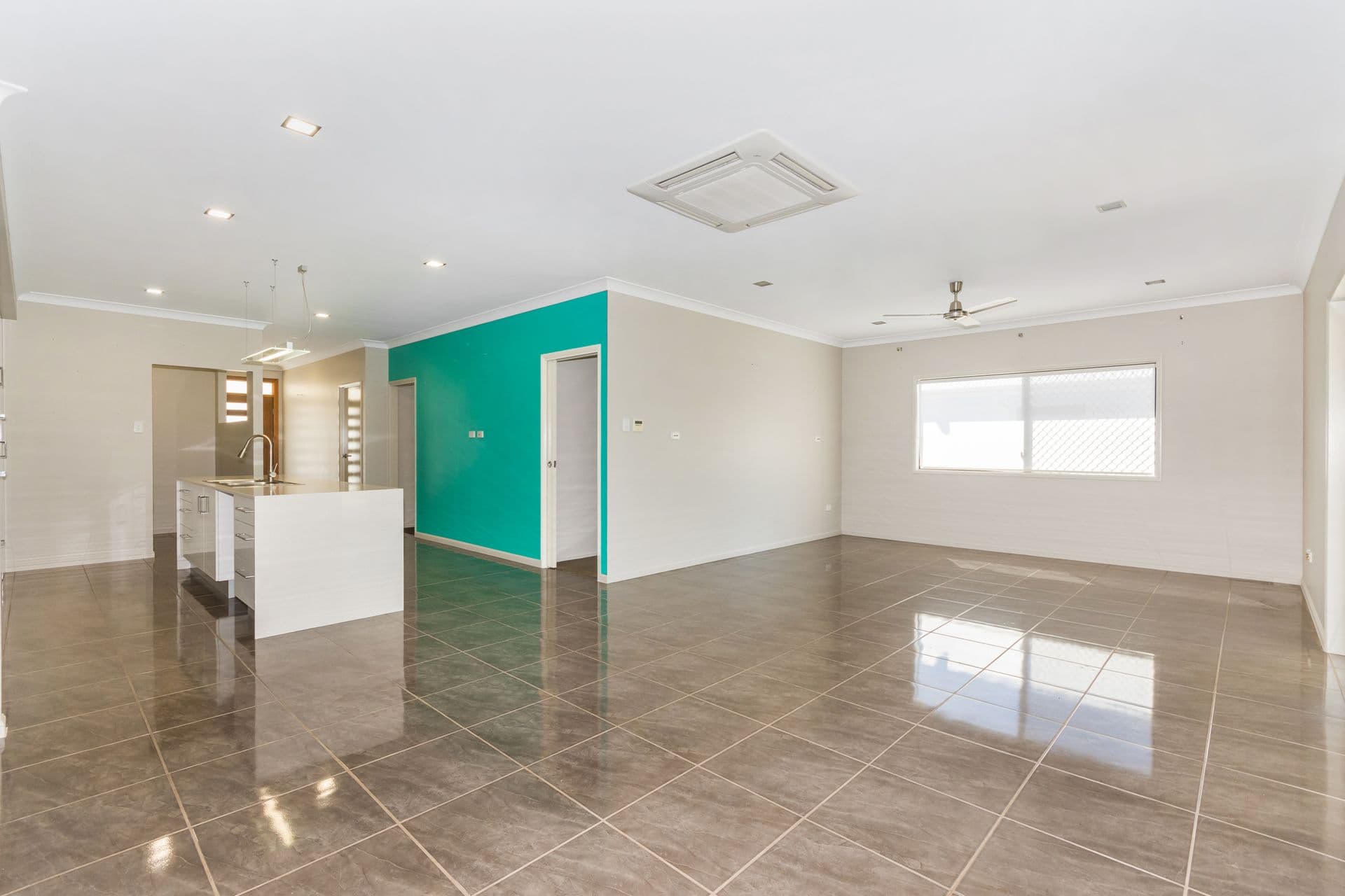 103 Marquise Circuit, Burdell, QLD, 4818, Burdell - Thumbnail 6