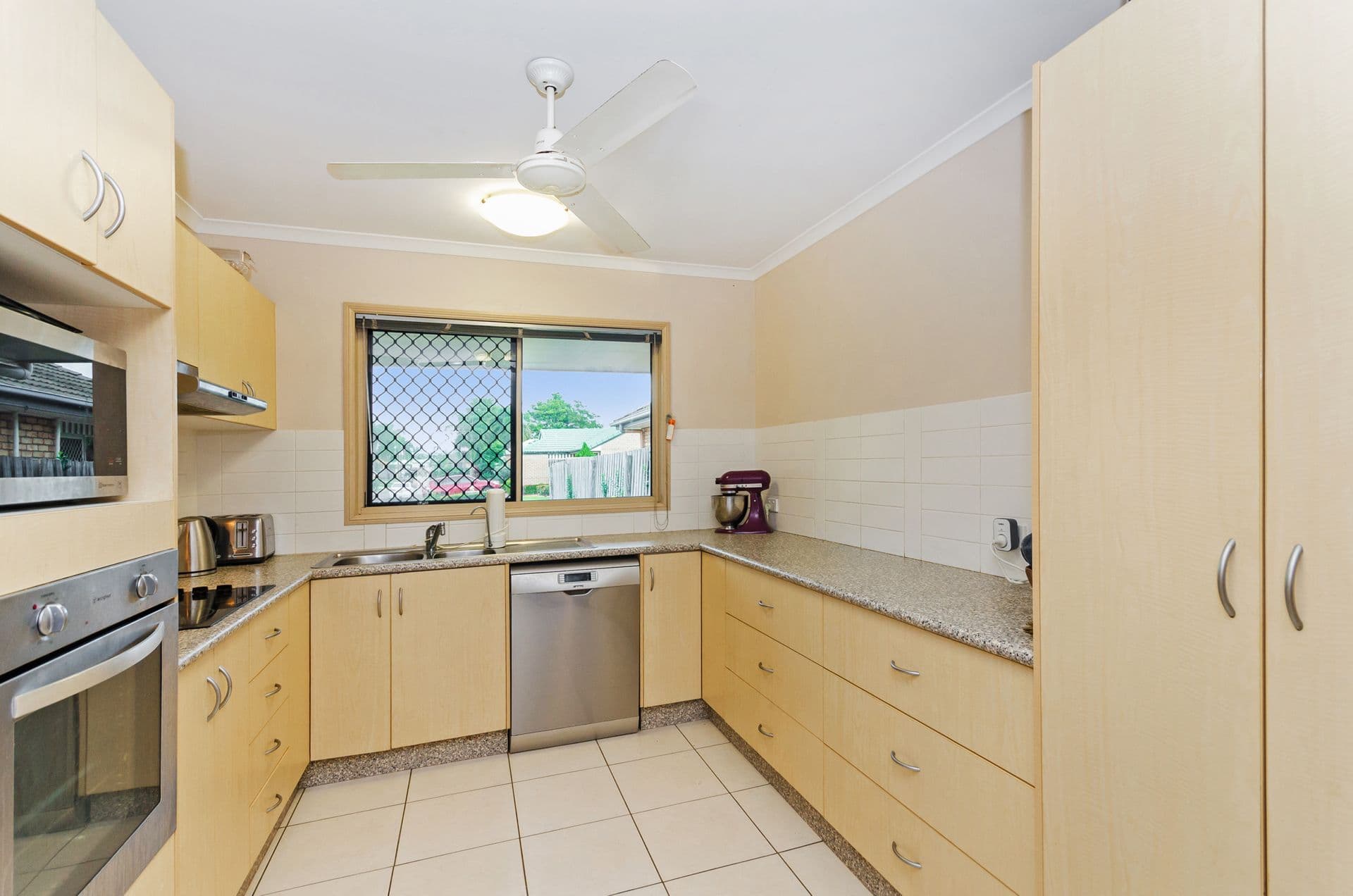 11 Heritage Close, Kirwan, QLD, 4817, Kirwan - Thumbnail 2