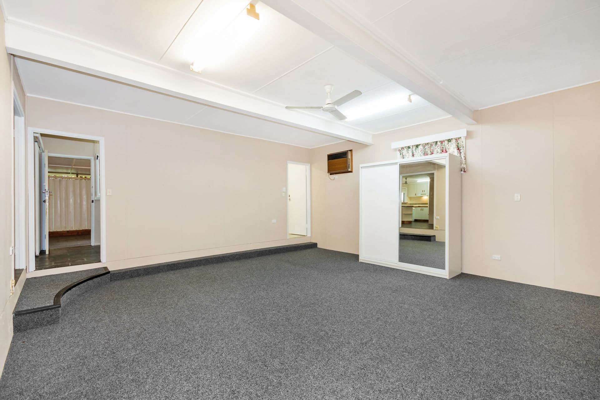 42 Wright Street, Wulguru, QLD, 4811, Wulguru - Thumbnail 5