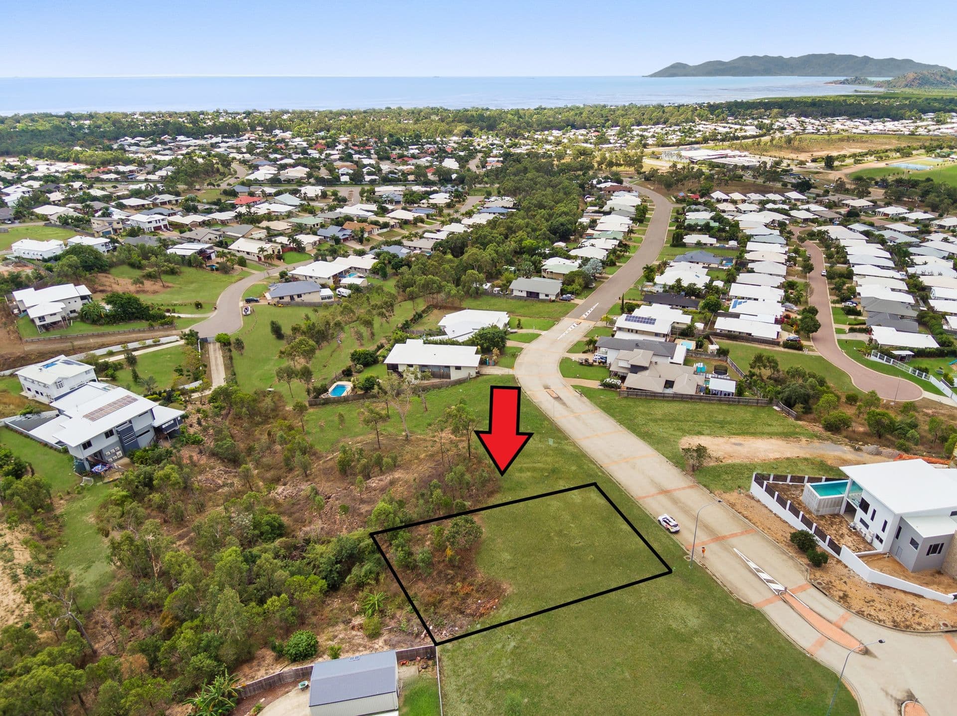 48 Goicoechea Drive, Bushland Beach, QLD, 4818, Bushland Beach - Thumbnail 2