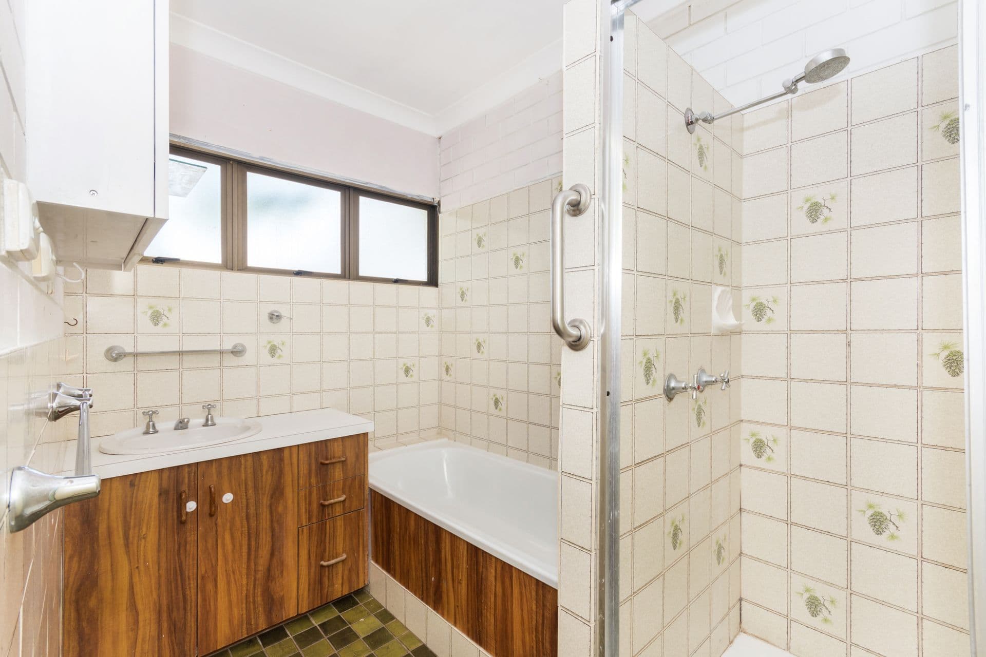 8 Buunong Avenue, Kelso, QLD, 4815, Kelso - Thumbnail 4