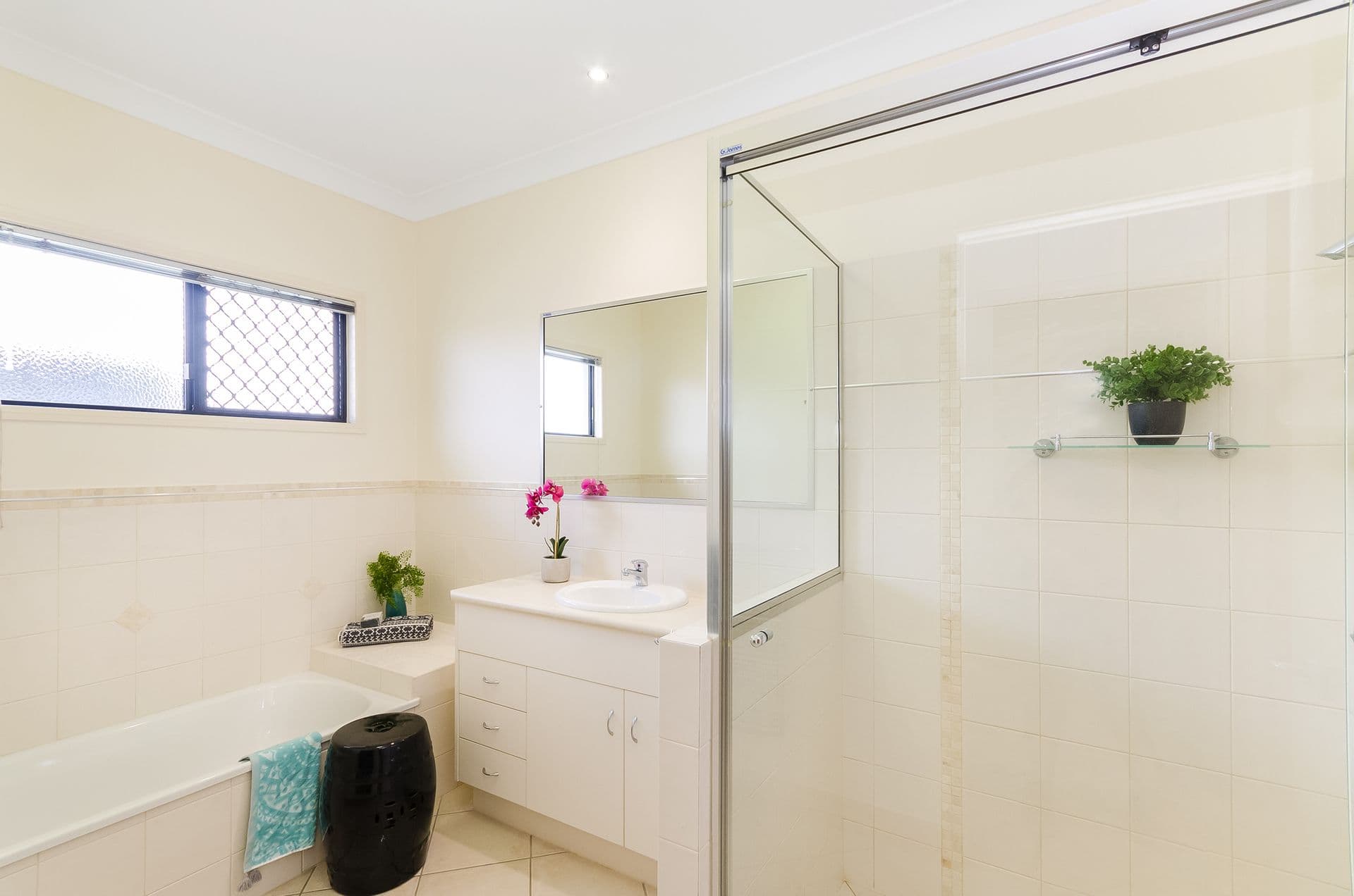 4 Teatree Court, Mount Louisa, QLD, 4814, Mount Louisa - Thumbnail 7