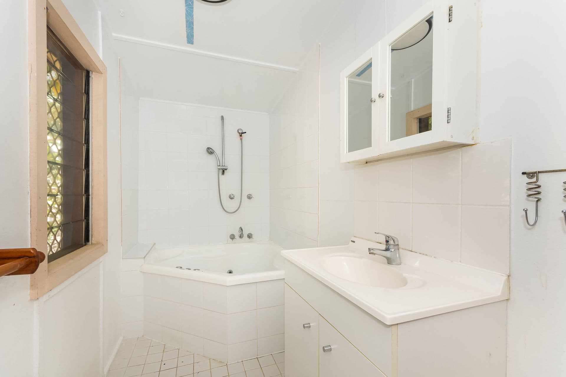 1 Piccadilly Street, Hyde Park, QLD, 4812, Hyde Park - Thumbnail 5