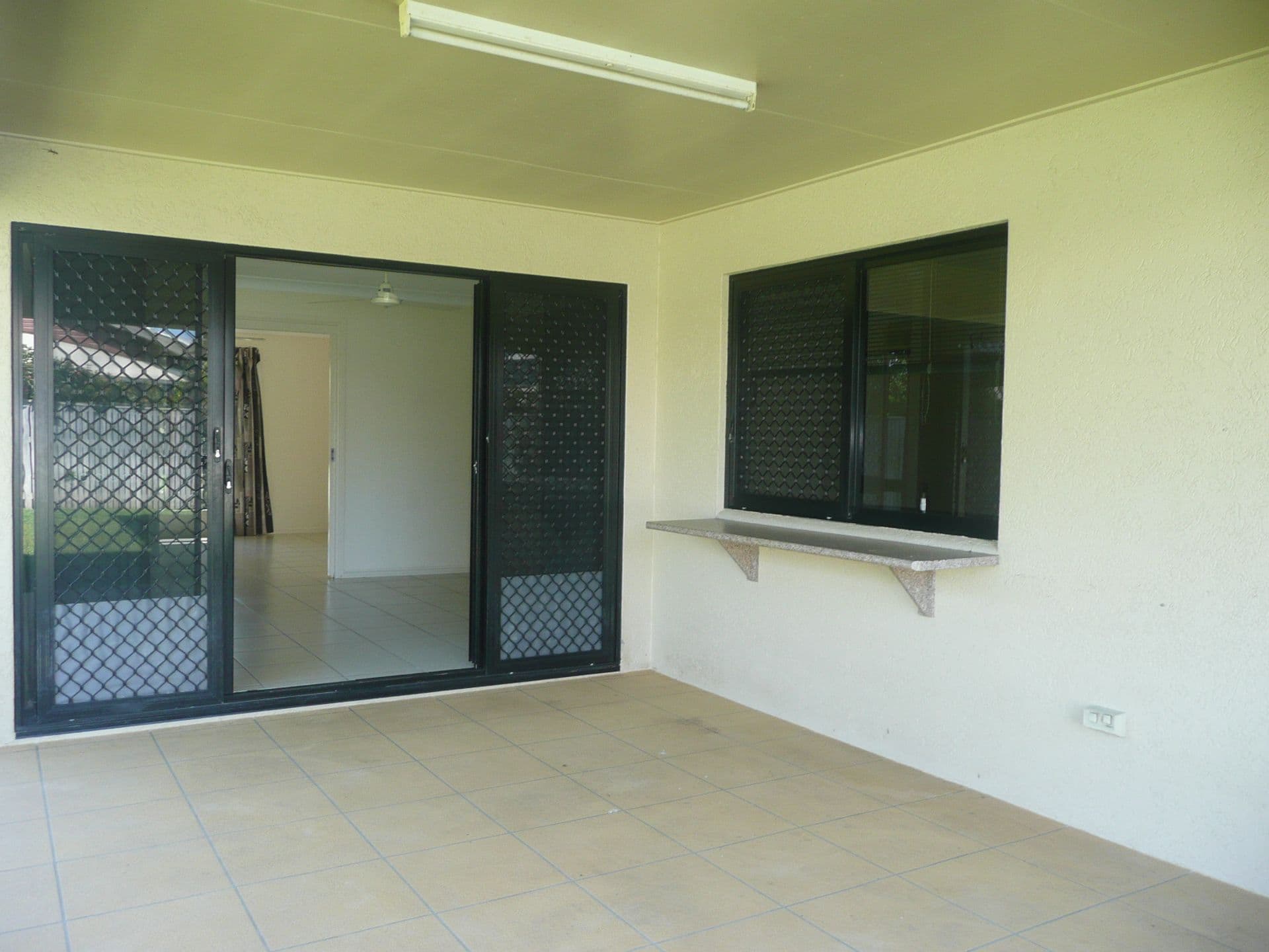 24 Woodwark Drive, Bushland Beach, QLD, 4818, Bushland Beach - Thumbnail 7