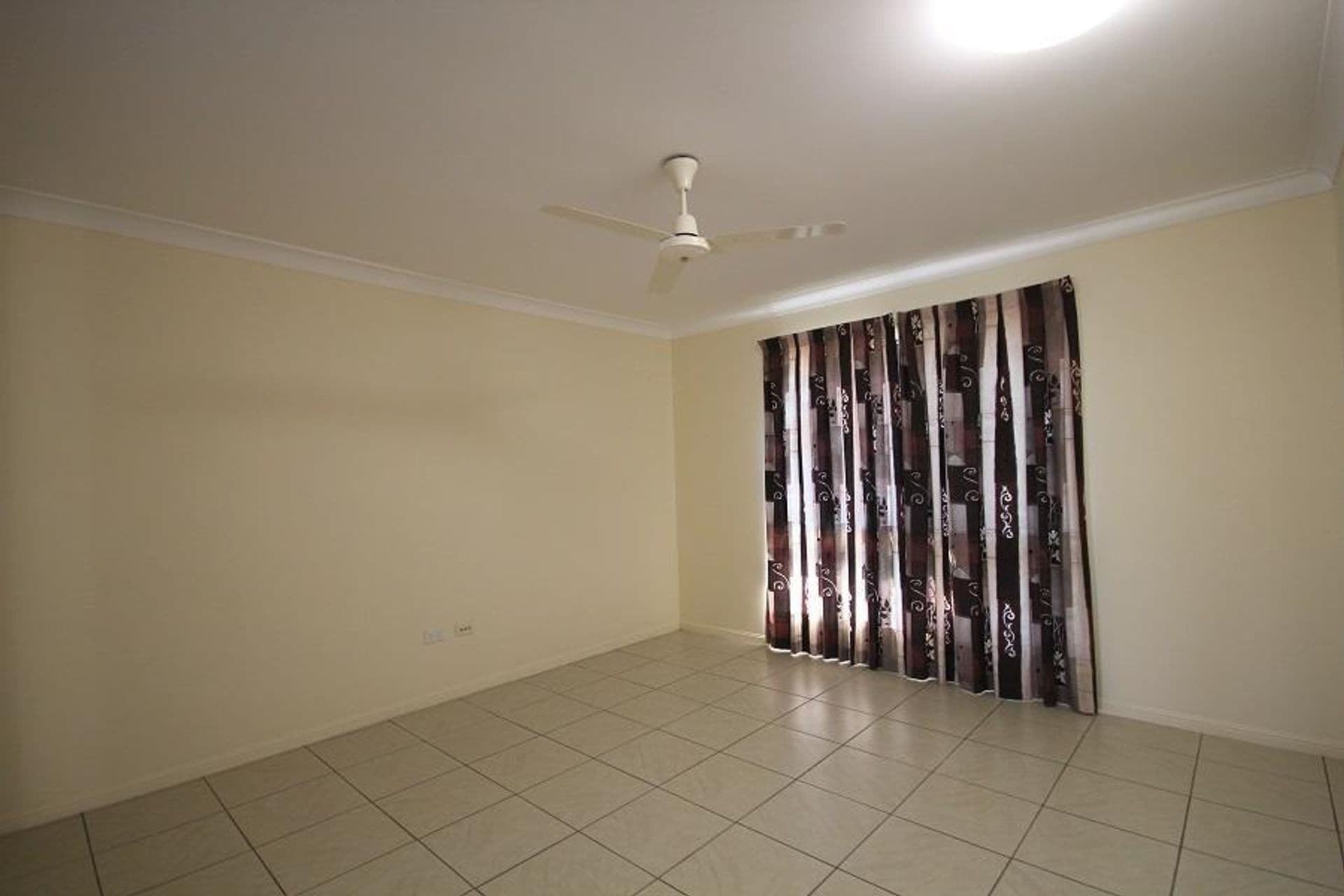 24 Woodwark Drive, Bushland Beach, QLD, 4818, Bushland Beach - Thumbnail 6