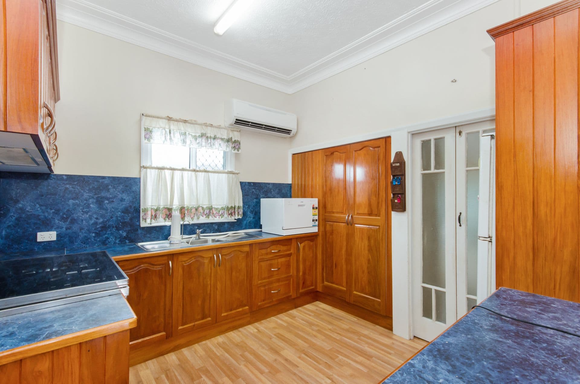 80 Primrose Street, Belgian Gardens, QLD, 4810, Belgian Gardens - Thumbnail 3