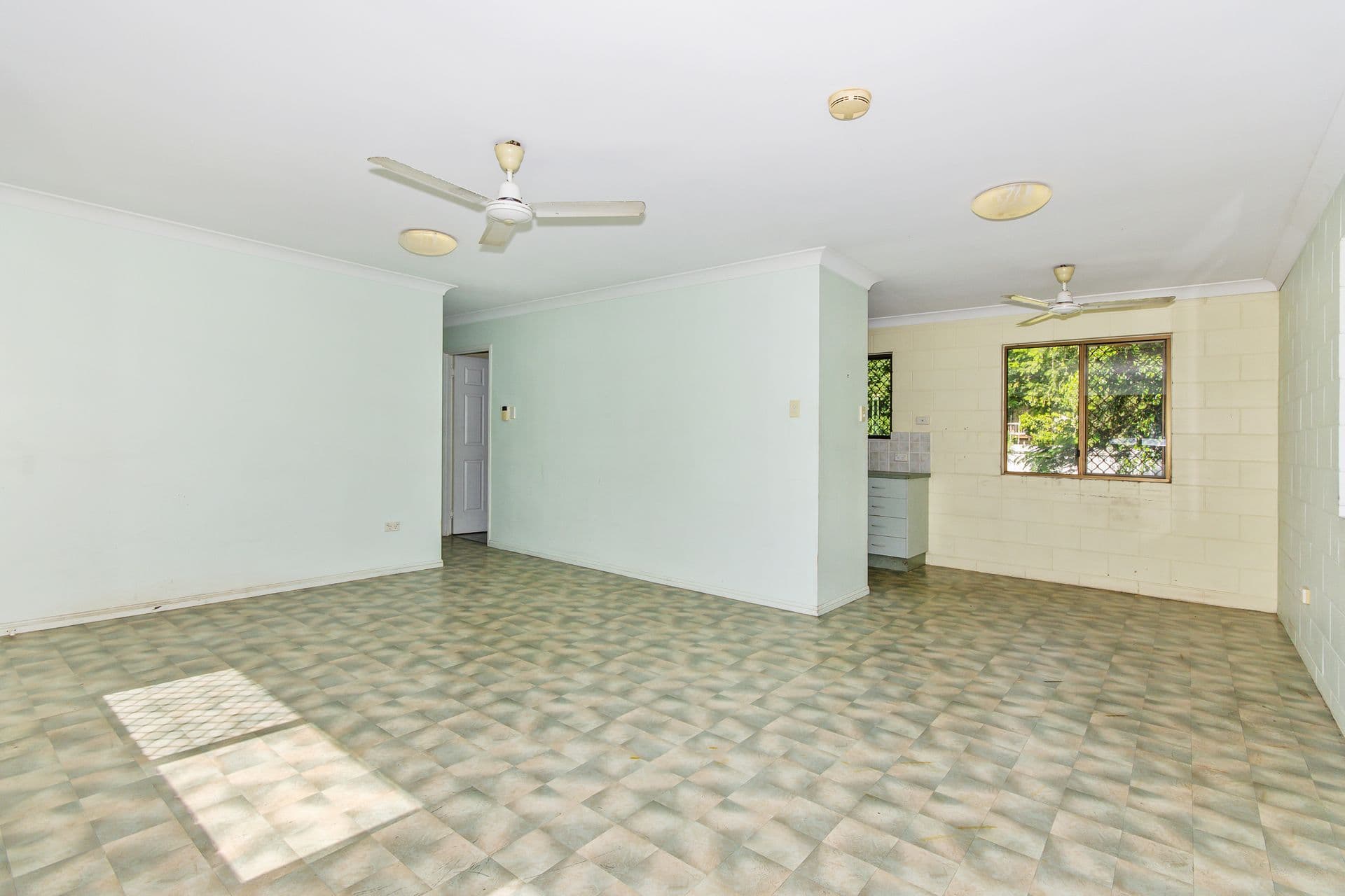 957 Riverway Drive, Condon, QLD, 4815, Condon - Thumbnail 3