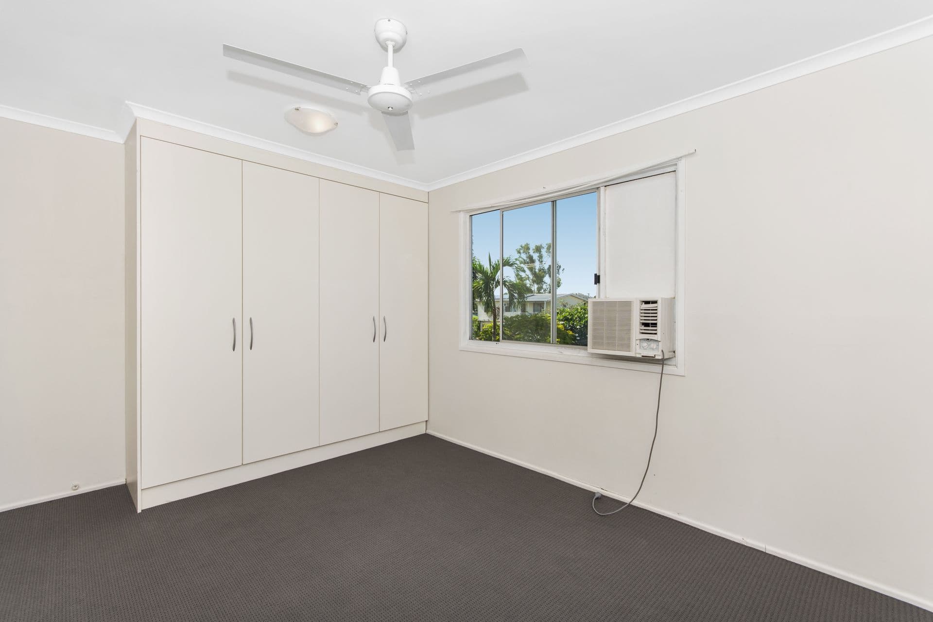 17 Champagne Crescent, Kelso, QLD, 4815, Kelso - Thumbnail 5