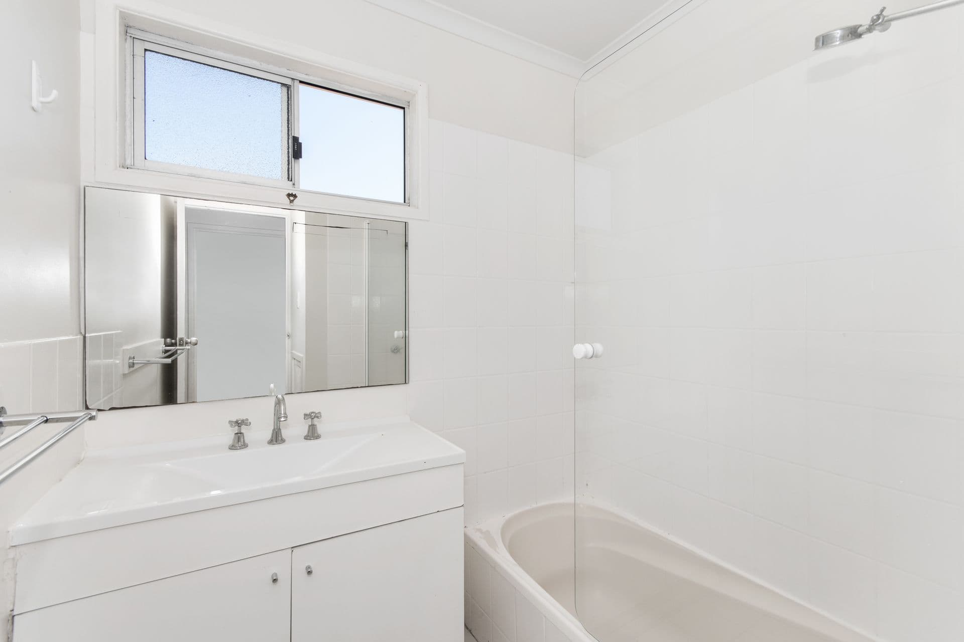 17 Champagne Crescent, Kelso, QLD, 4815, Kelso - Thumbnail 6